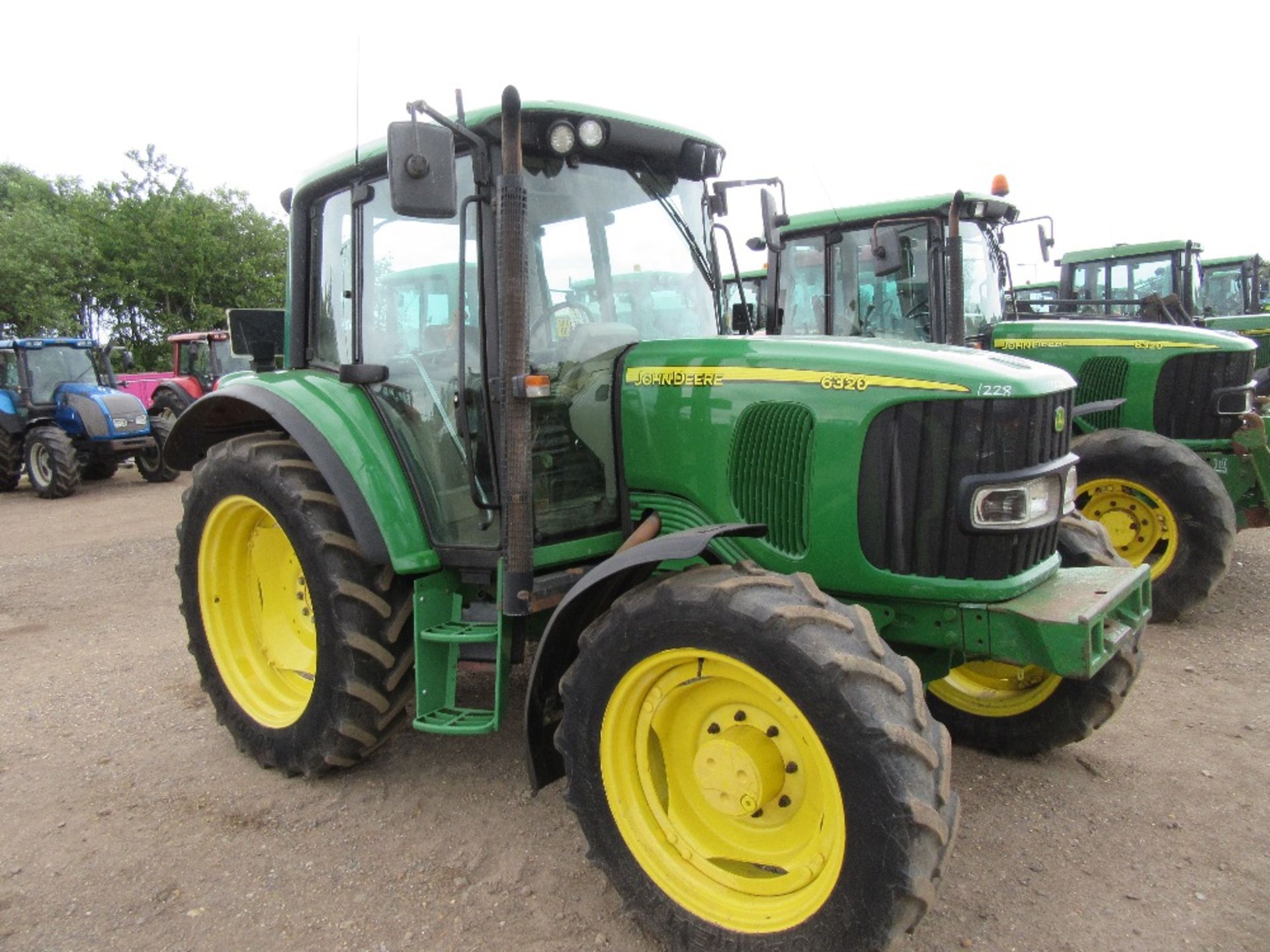 2002 John Deere 6320 Power Quad 40kph Tractor with Air Con.  Reg.No. ST02 OMY  Ser.No. 335961 - Image 8 of 12