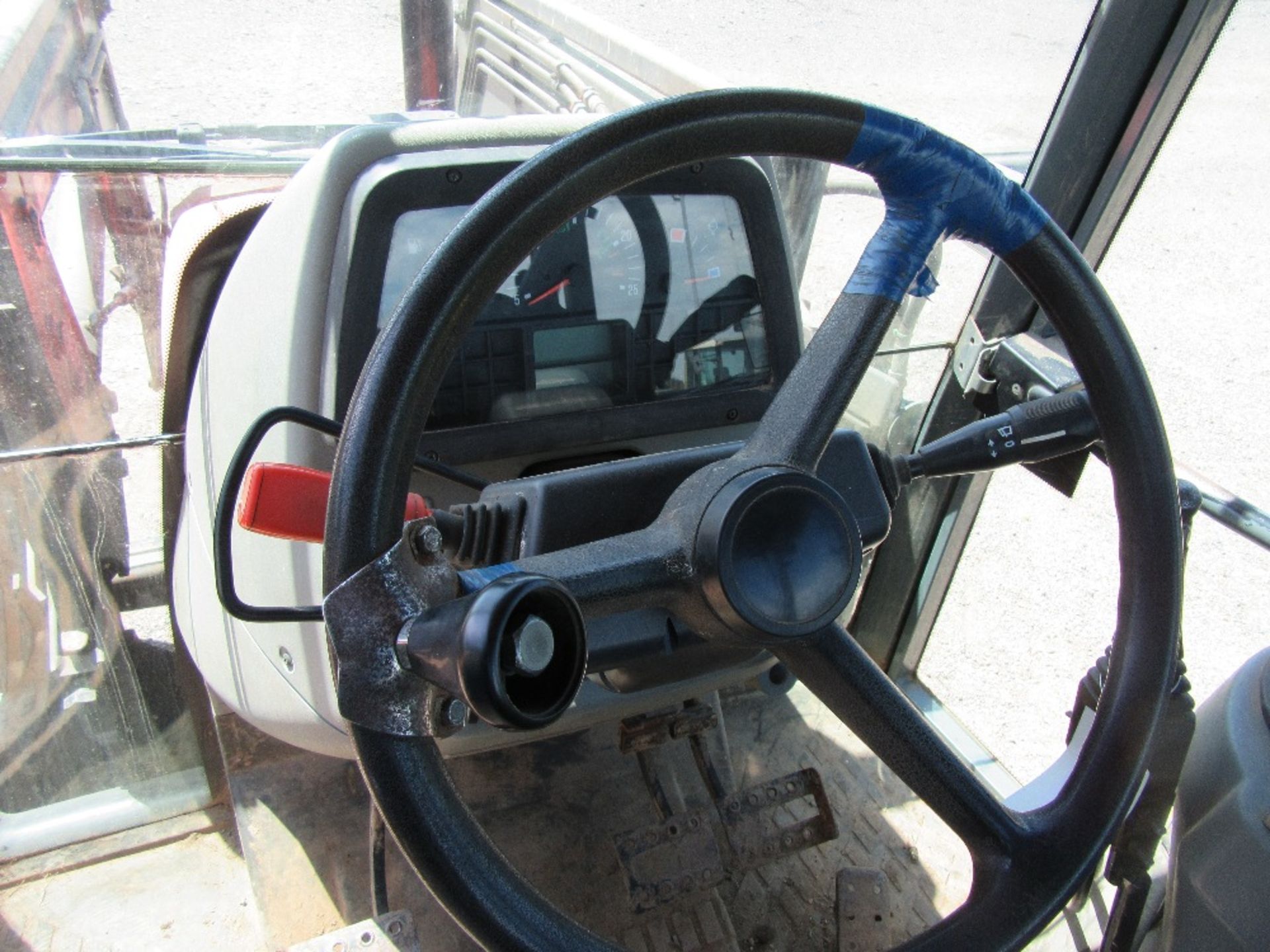 2001 Massey Ferguson 4355 Tractor With Quickie Loader. 4340 hrs. V5 will be supplied. Reg.No. FX51 - Image 11 of 13