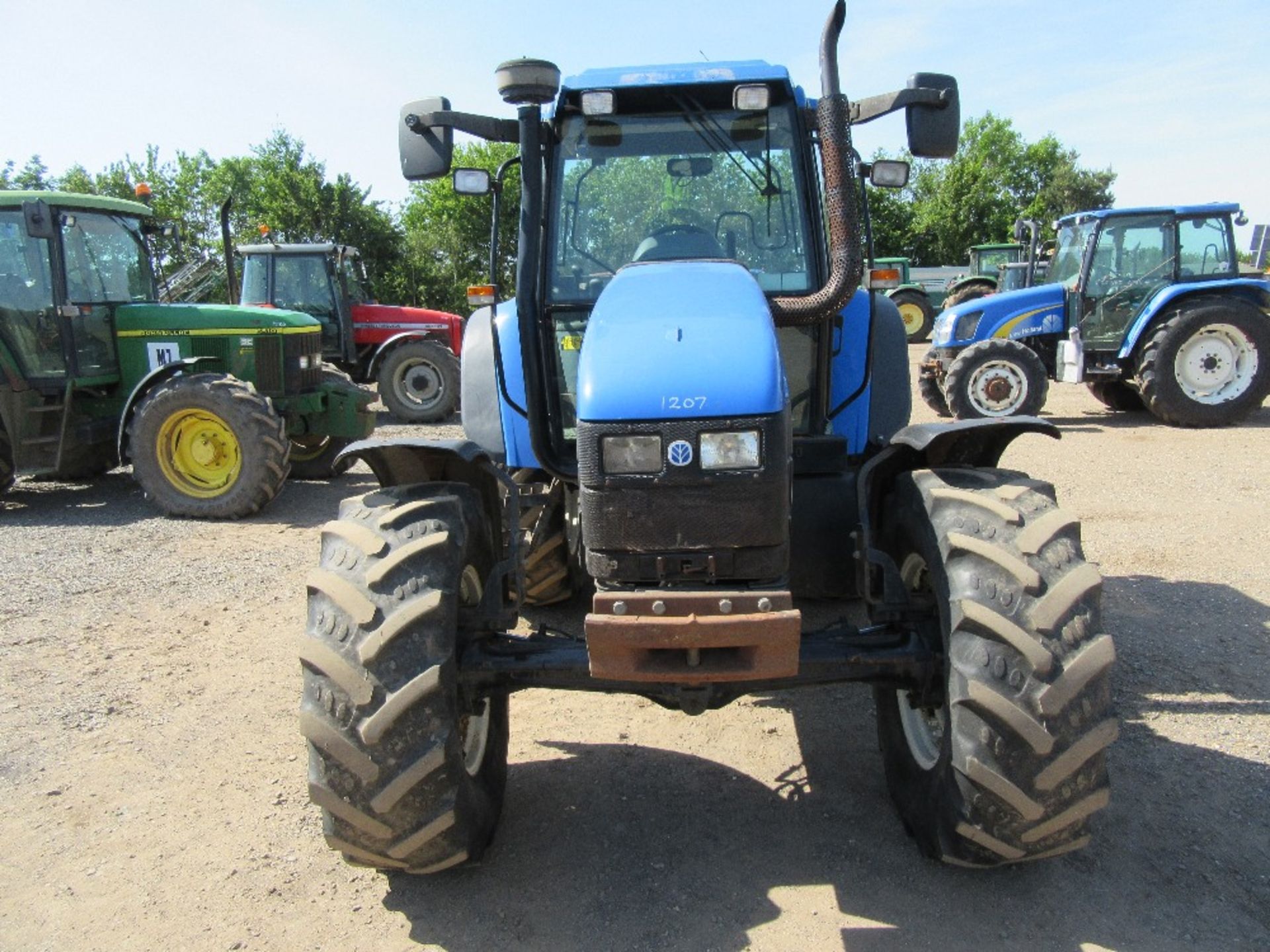 2004 New Holland TSA115 Tractor. V5 will be supplied. Reg.No. NX04 RXW Ser No ACP234025 - Image 22 of 28