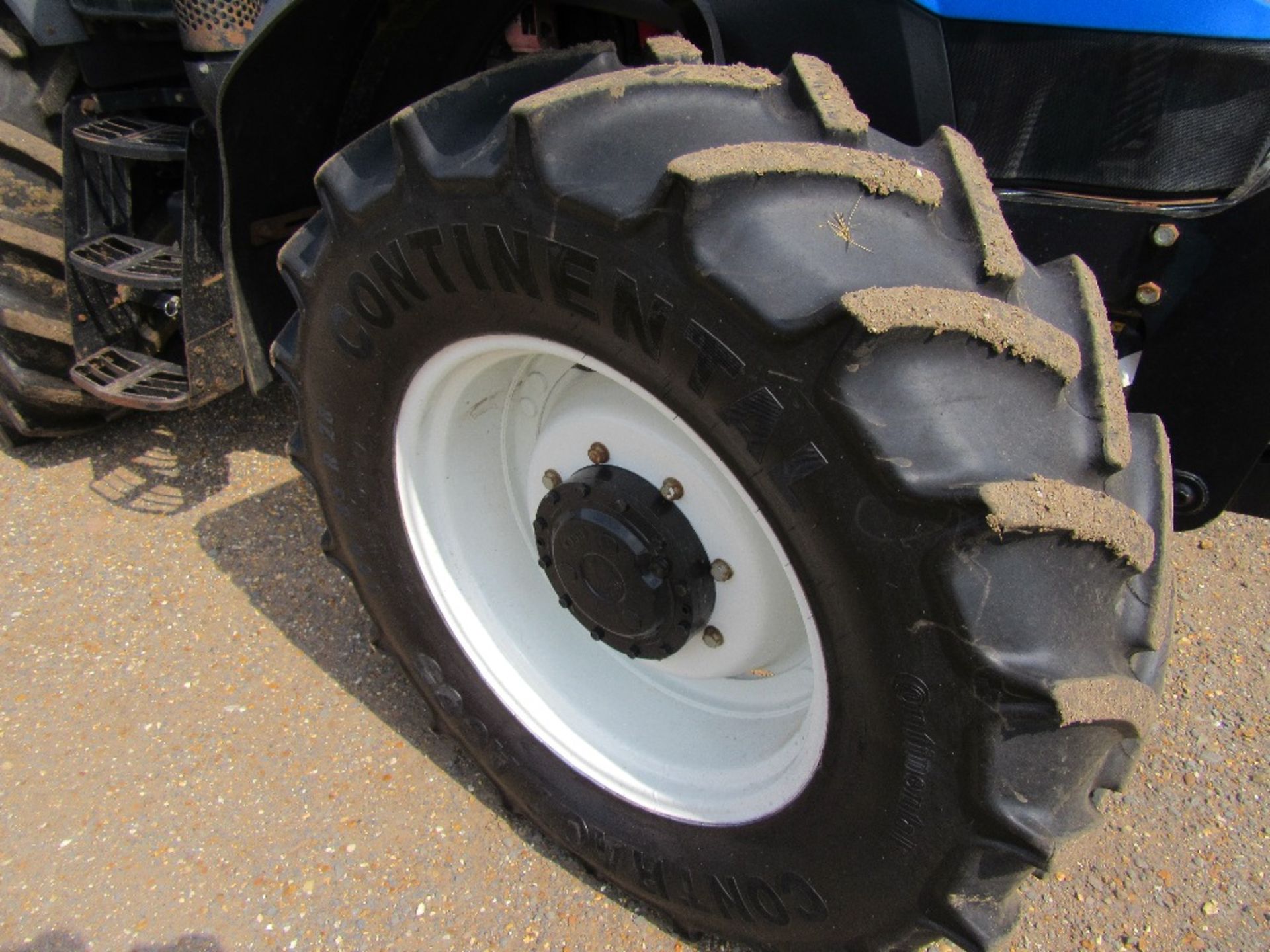 2004 New Holland TSA115 Tractor. V5 will be supplied. Reg.No. NX04 RXW Ser No ACP234025 - Image 11 of 28