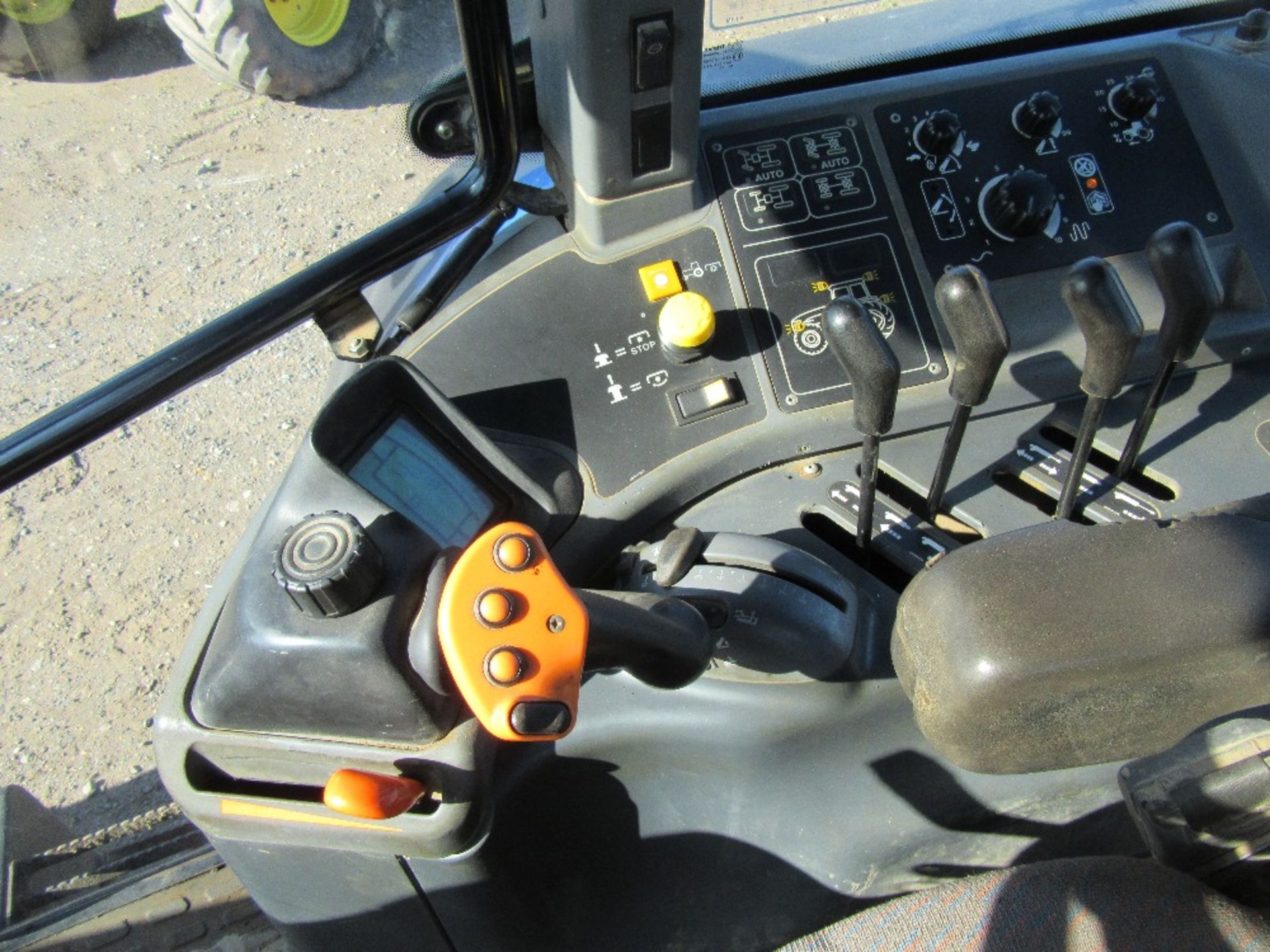 2003 New Holland TM190 4wd Power Command Tractor, Manual Spools Reg No NU52 UFN Ser No ACM199035 - Image 11 of 14