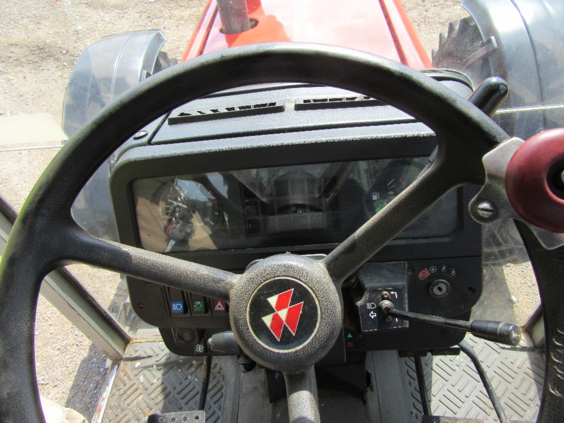 1996 Massey Ferguson 399 Tractor 1 Owner from new. Reg No P946 YSS Ser No E271290 - Image 11 of 13