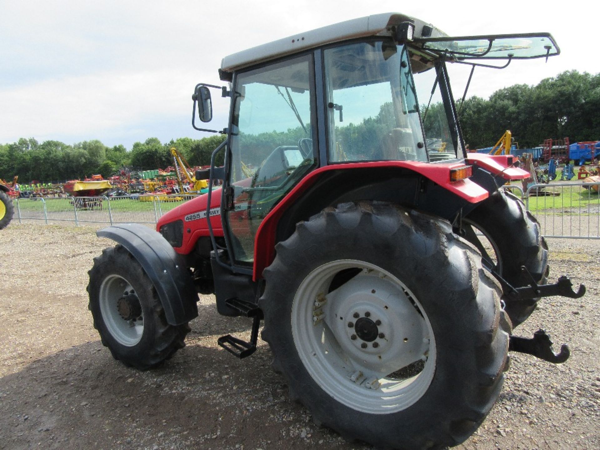 Massey Ferguson 4255 Tractor - Image 6 of 10