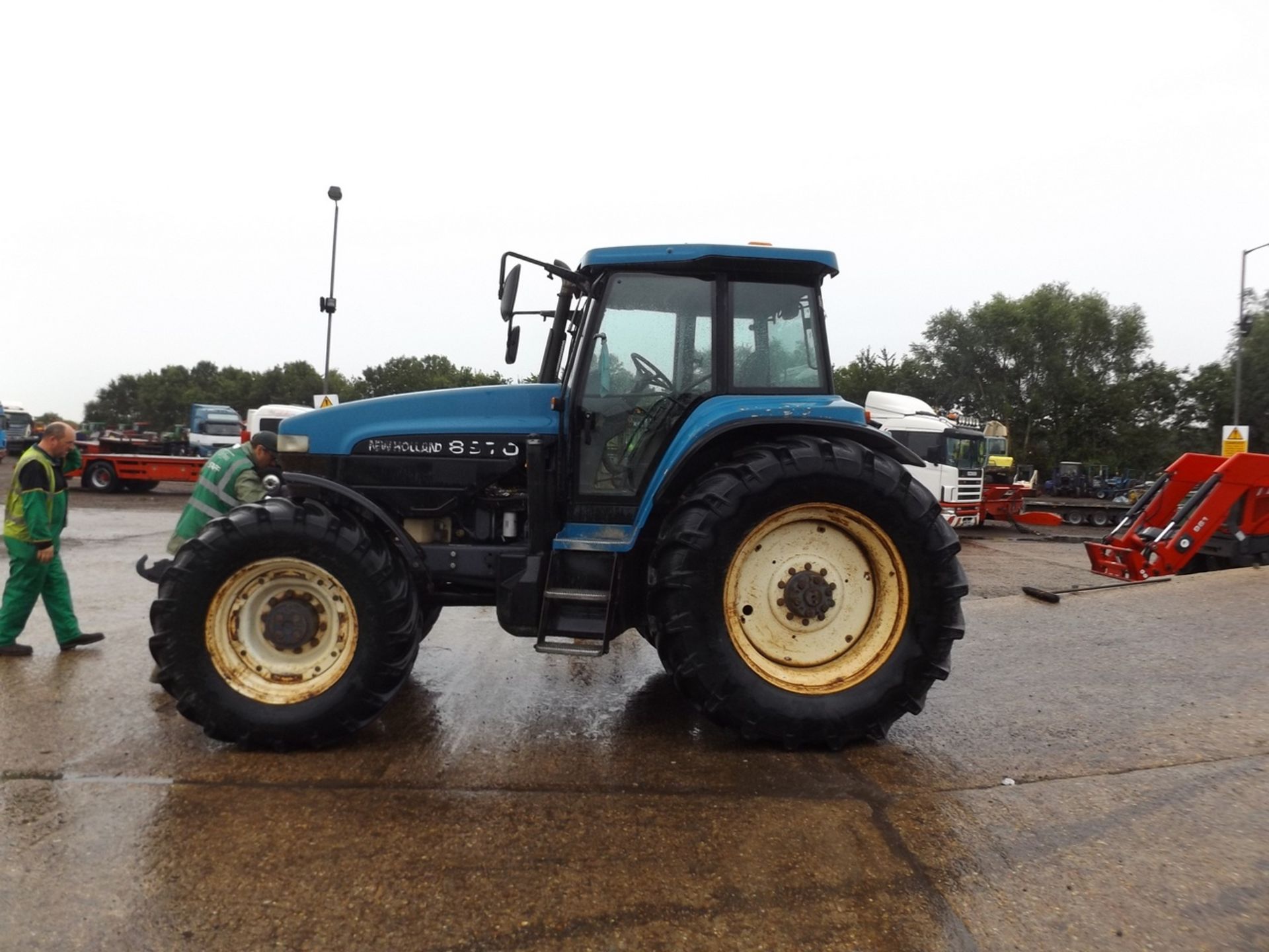 New Holland 8970 Tractor - Image 3 of 6