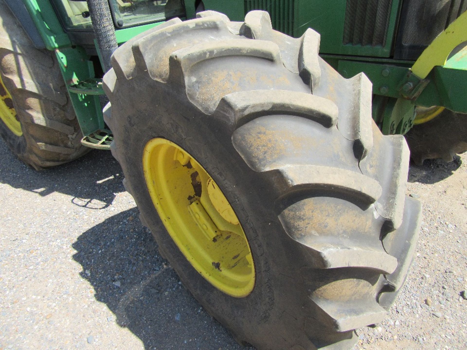 1999 John Deere 6310 4wd Tractor with Front Suspension. 6605 hrs. V5 will be supplied. Reg.No. - Image 4 of 13