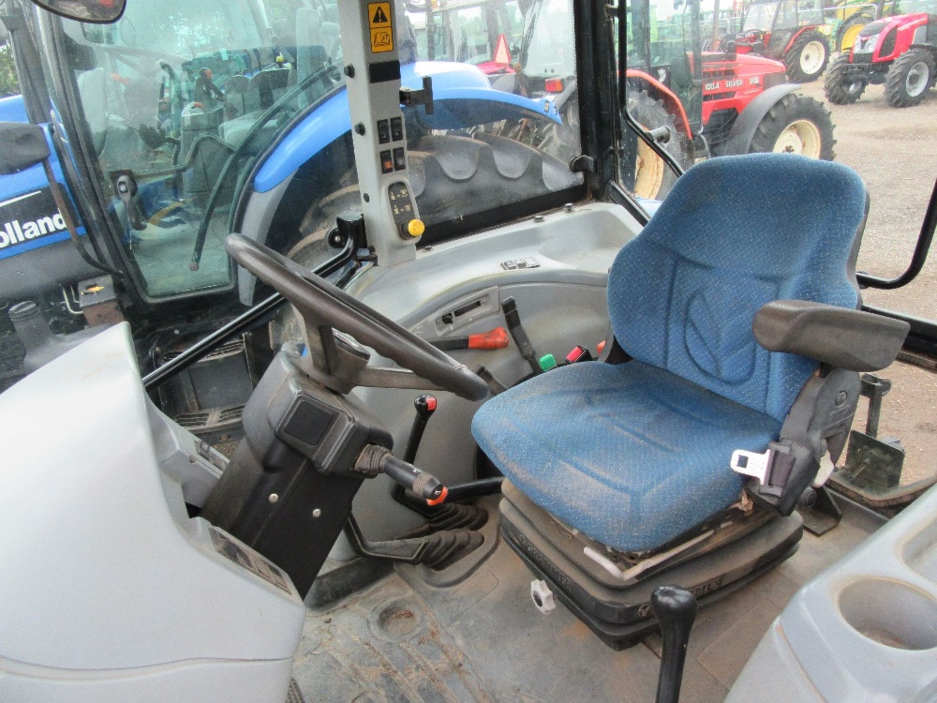 2008 New Holland T5040 Tractor Ser No ZBJH05556 - Image 7 of 11