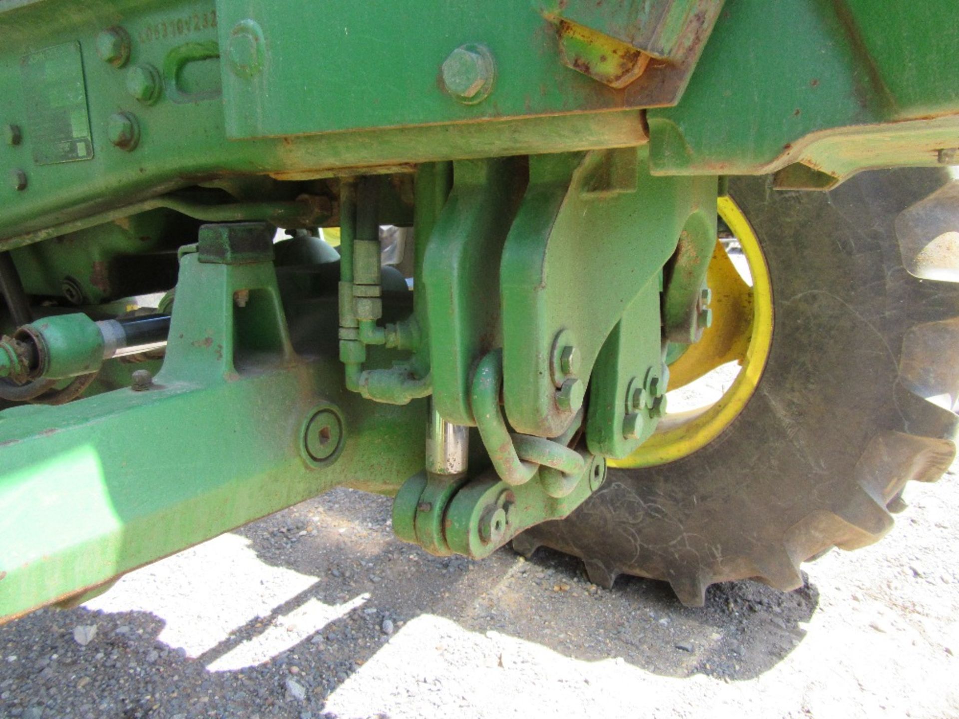 1999 John Deere 6310 4wd Tractor with Front Suspension. 6605 hrs. V5 will be supplied. Reg.No. - Image 5 of 13