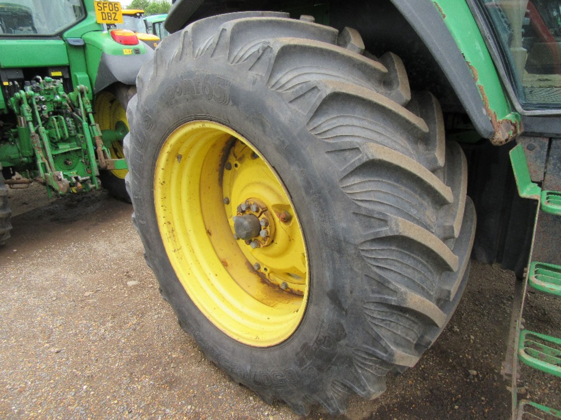 John Deere 7710 Tractor. Reg.No. W886 PKS - Image 11 of 22