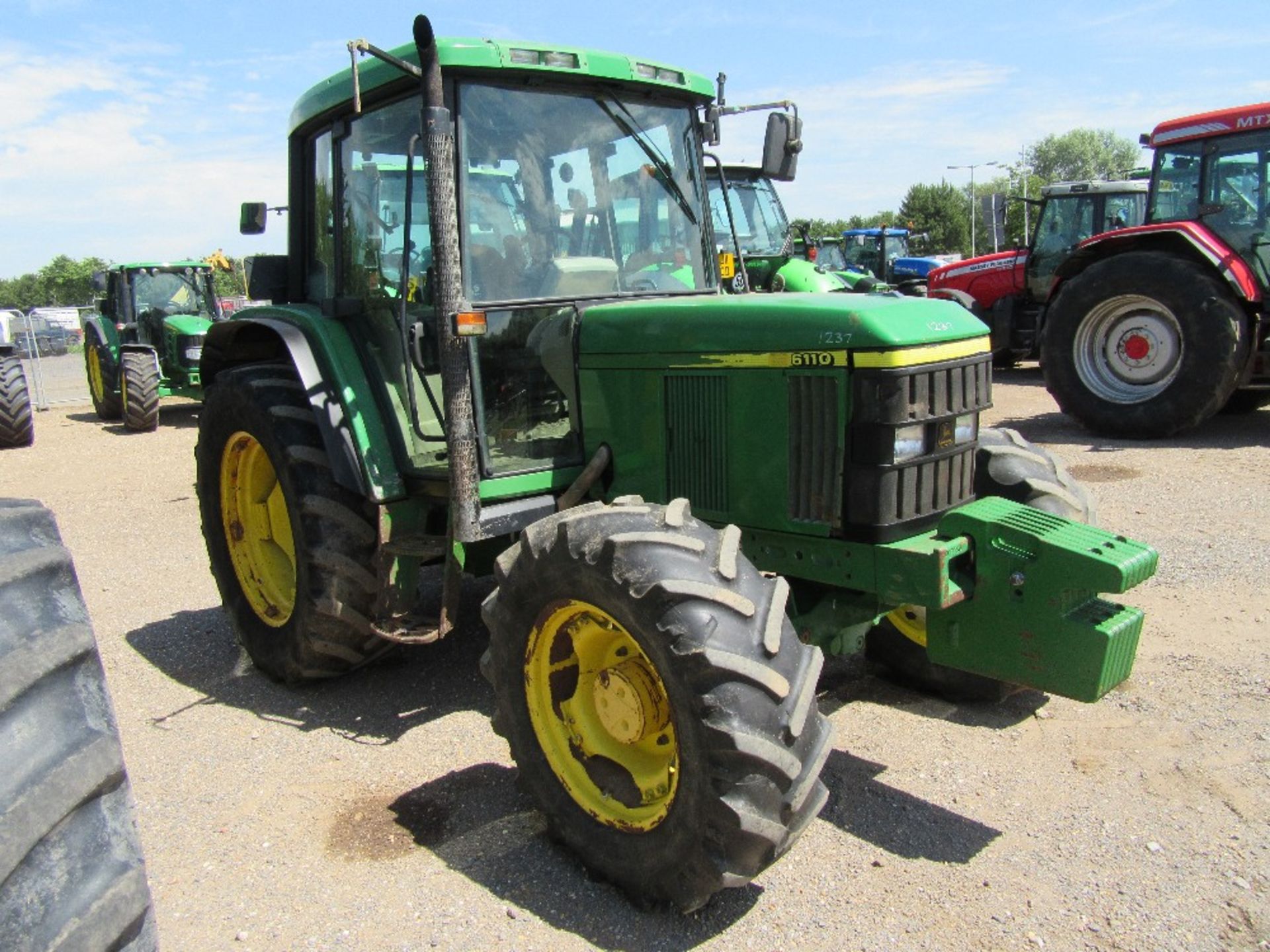 John Deere 6110 4wd Power Quad Tractor. No V5. Reg.No. W864 VOD Ser No 274226 - Image 3 of 15