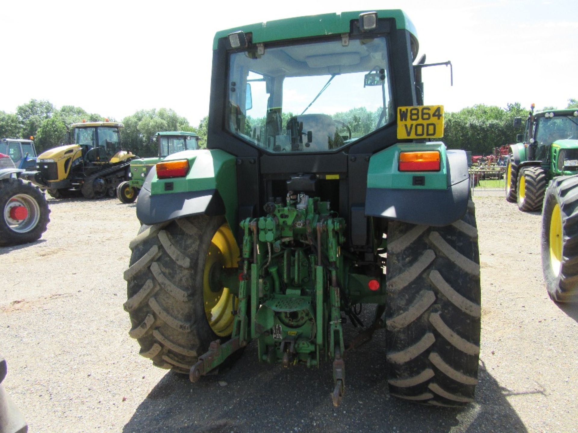 John Deere 6110 4wd Power Quad Tractor. No V5. Reg.No. W864 VOD Ser No 274226 - Image 5 of 15