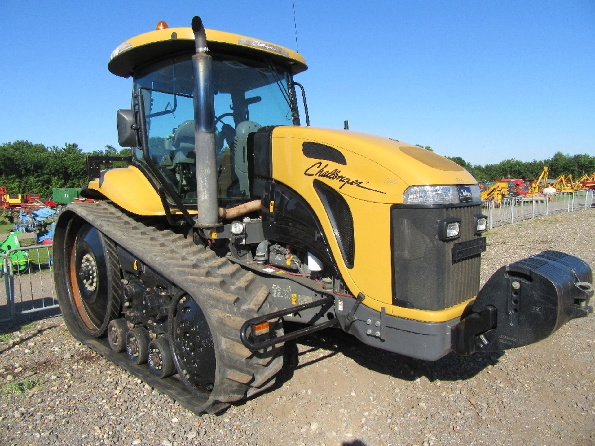 2003 Caterpillar 765A Tracked Tractor - Image 2 of 17