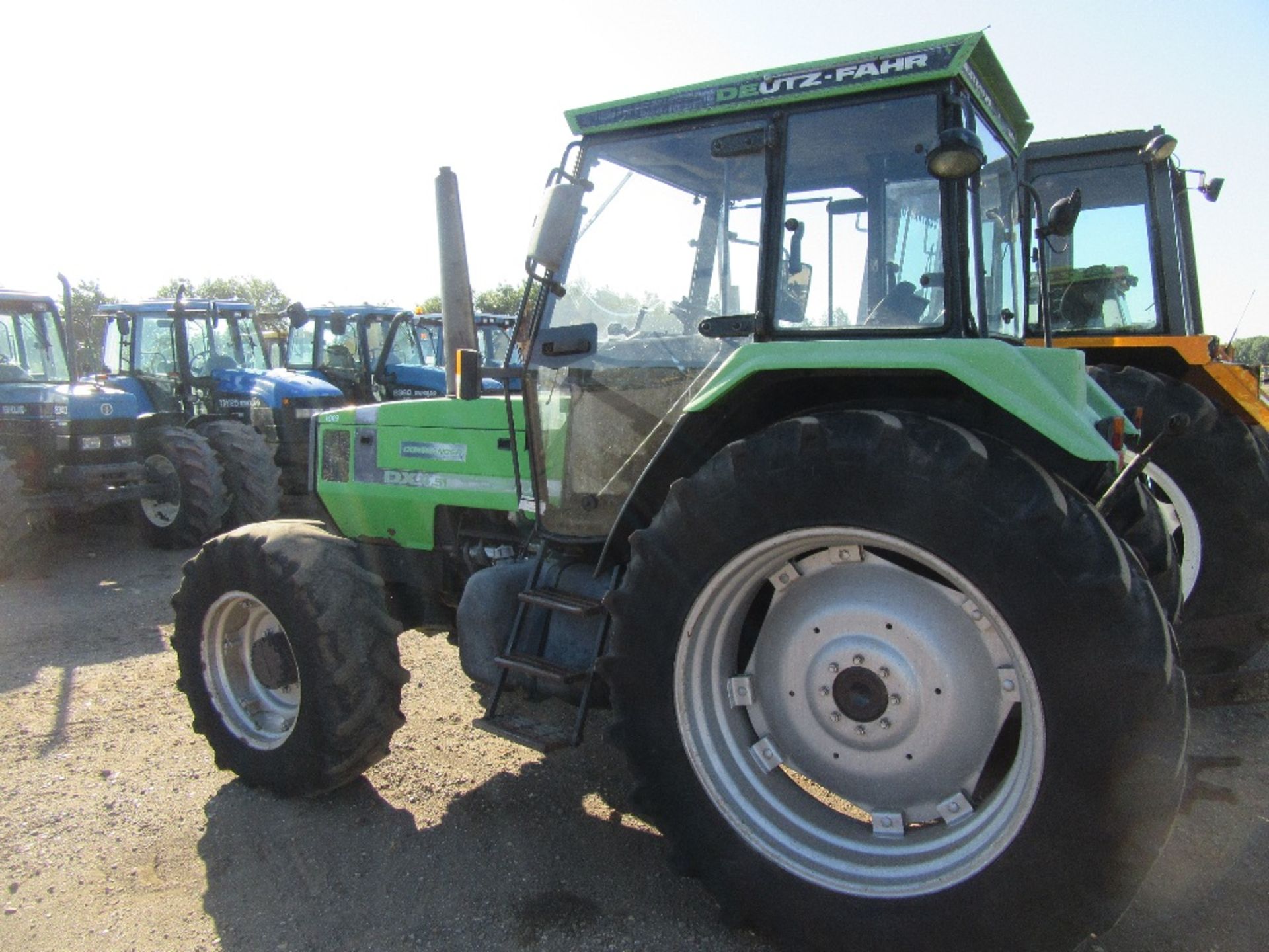 Deutz Commander DX4.51 4wd Tractor V5 will be supplied. Reg.No. G995 SAO. Ser No 76350542 - Image 6 of 11