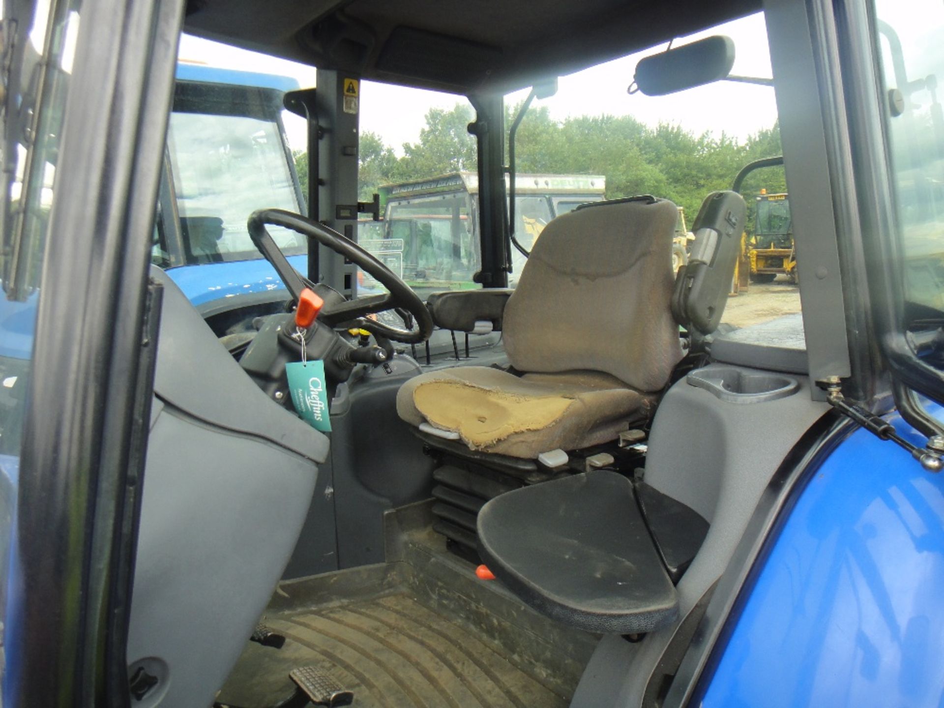 2005 New Holland TM155 4wd Range Command Terraglide Tractor Reg No SV05 CNX Ser No ACM236993 - Image 4 of 6