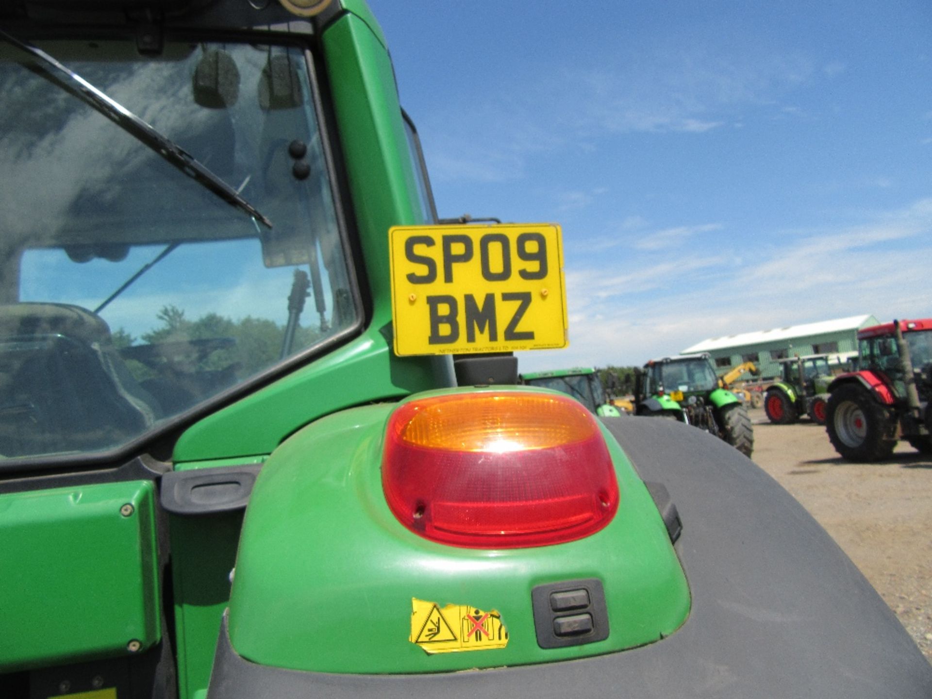 John Deere 6930 Auto Quad Tractor with TLS & Creep Box. Reg.No. SP09 BMZ Ser No 607828 - Image 10 of 16