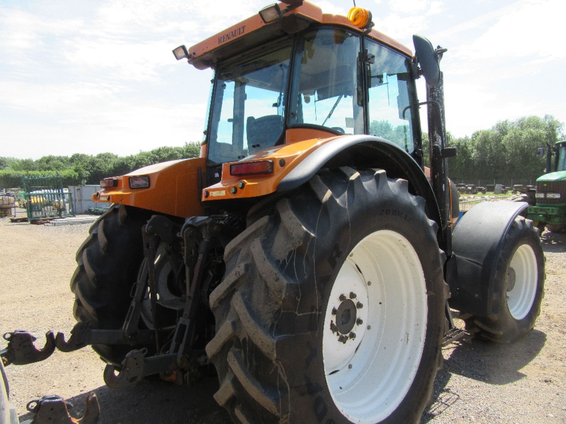 2001 Renault Ares 825 4wd Tractor. V5 will be supplied. Reg No AY51 FKU Ser No 4320378 - Image 5 of 14