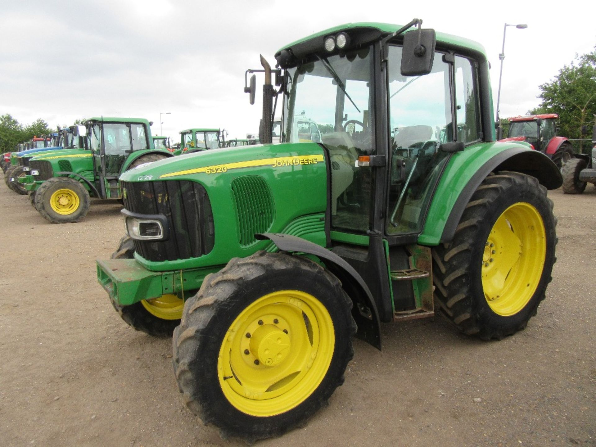 2002 John Deere 6320 Power Quad 40kph Tractor with Air Con.  Reg.No. ST02 OMY  Ser.No. 335961