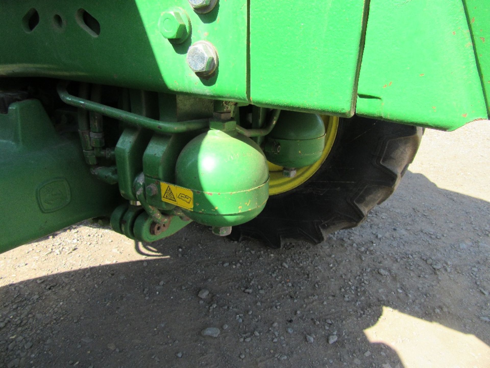 John Deere 6820 Tractor with Air Con & Front Suspension. 7569 hrs. V5 will be supplied. Reg.No. WX04 - Image 4 of 16