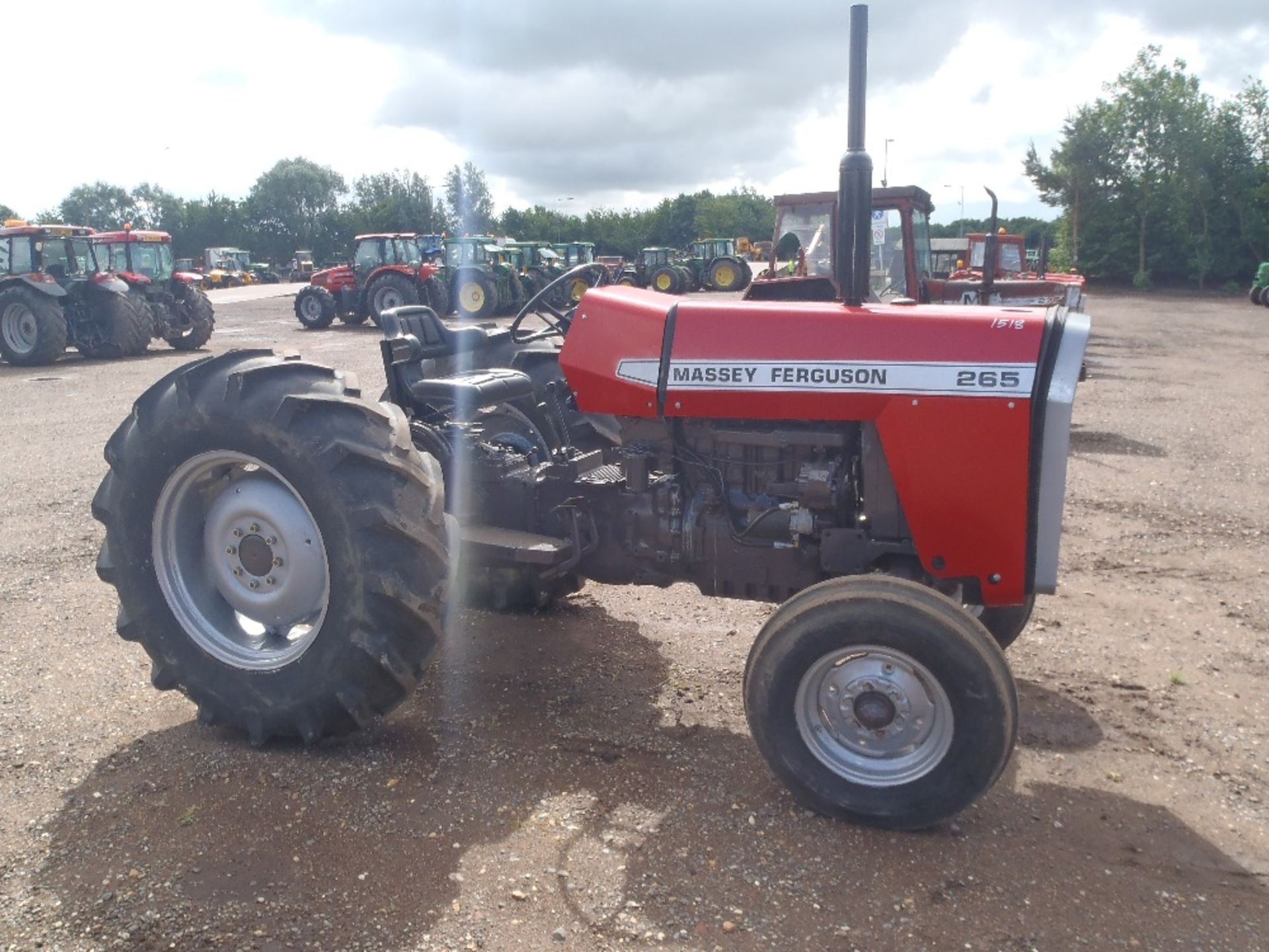 Massey Ferguson 265 Tractor - Image 3 of 9