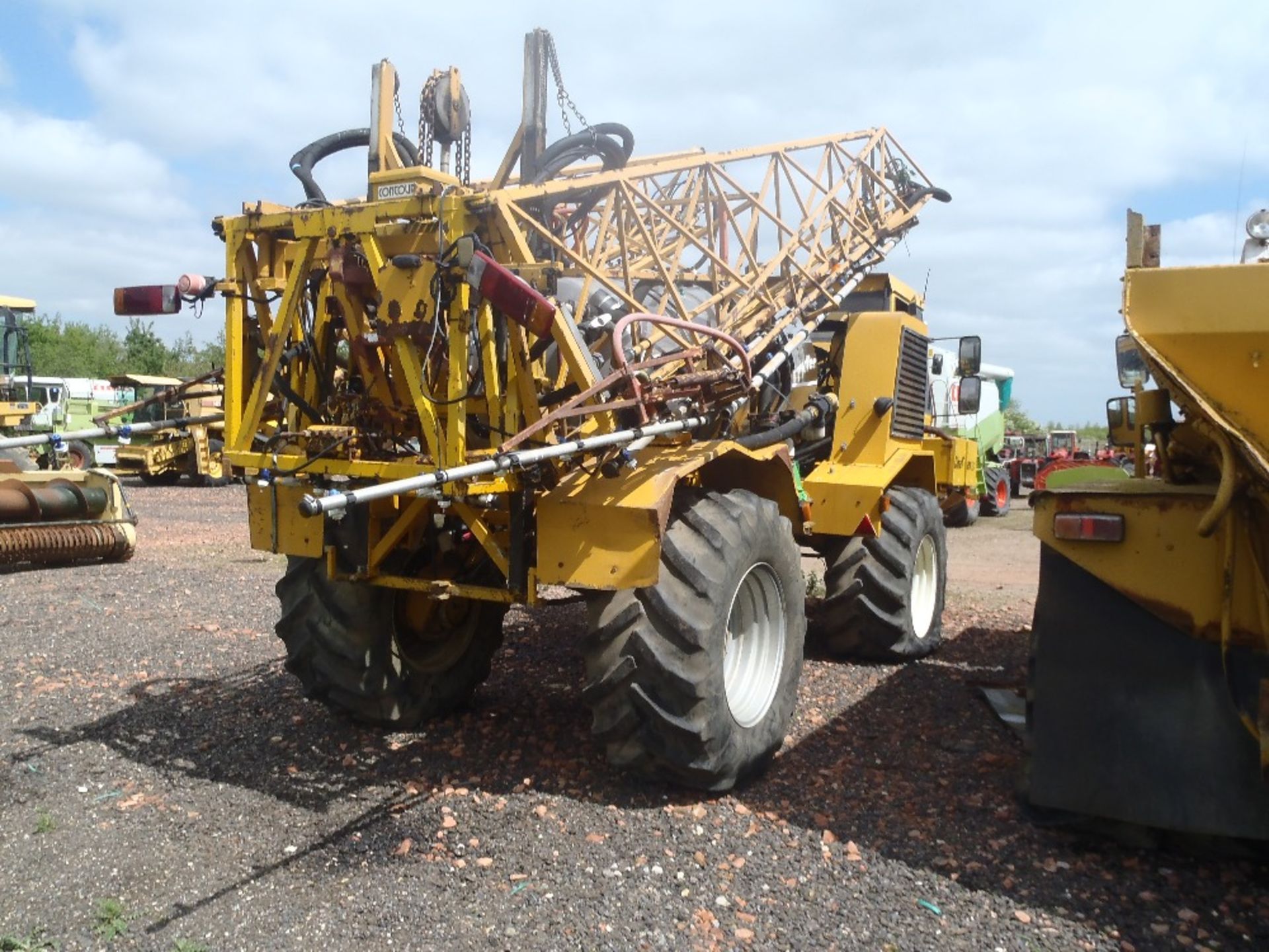 Chafer SSV 4x4 Articulated Self Propelled 24m Sprayer. V5 will be supplied. Reg.No. G488 NKY - Image 4 of 5