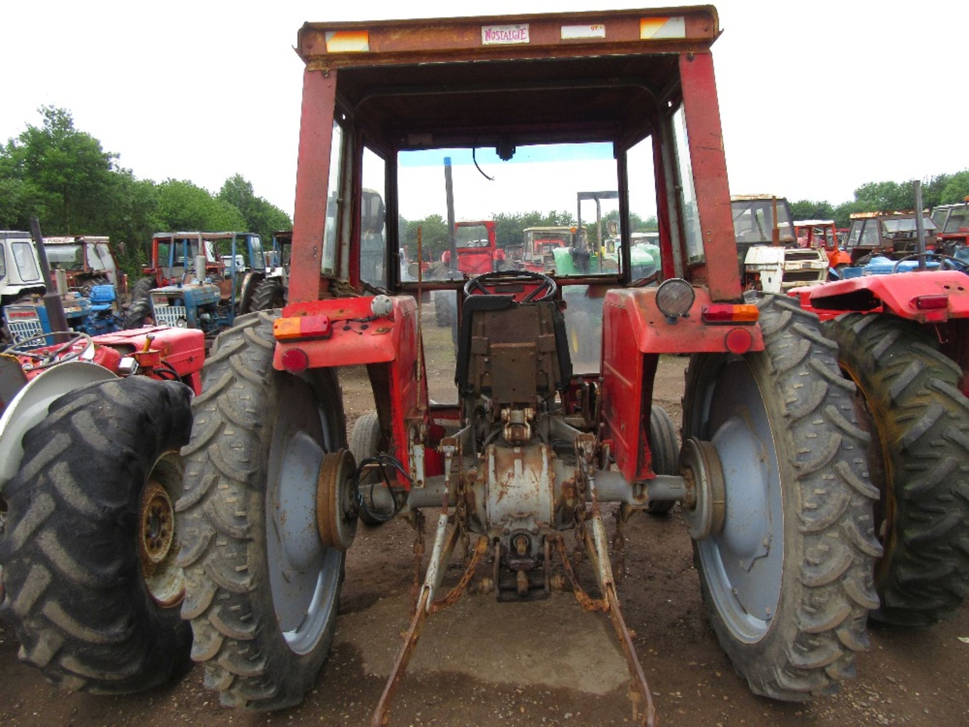 Massey Ferguson 235 Tractor with Cab, Rowcrop Wheels & Tyres - Image 3 of 4