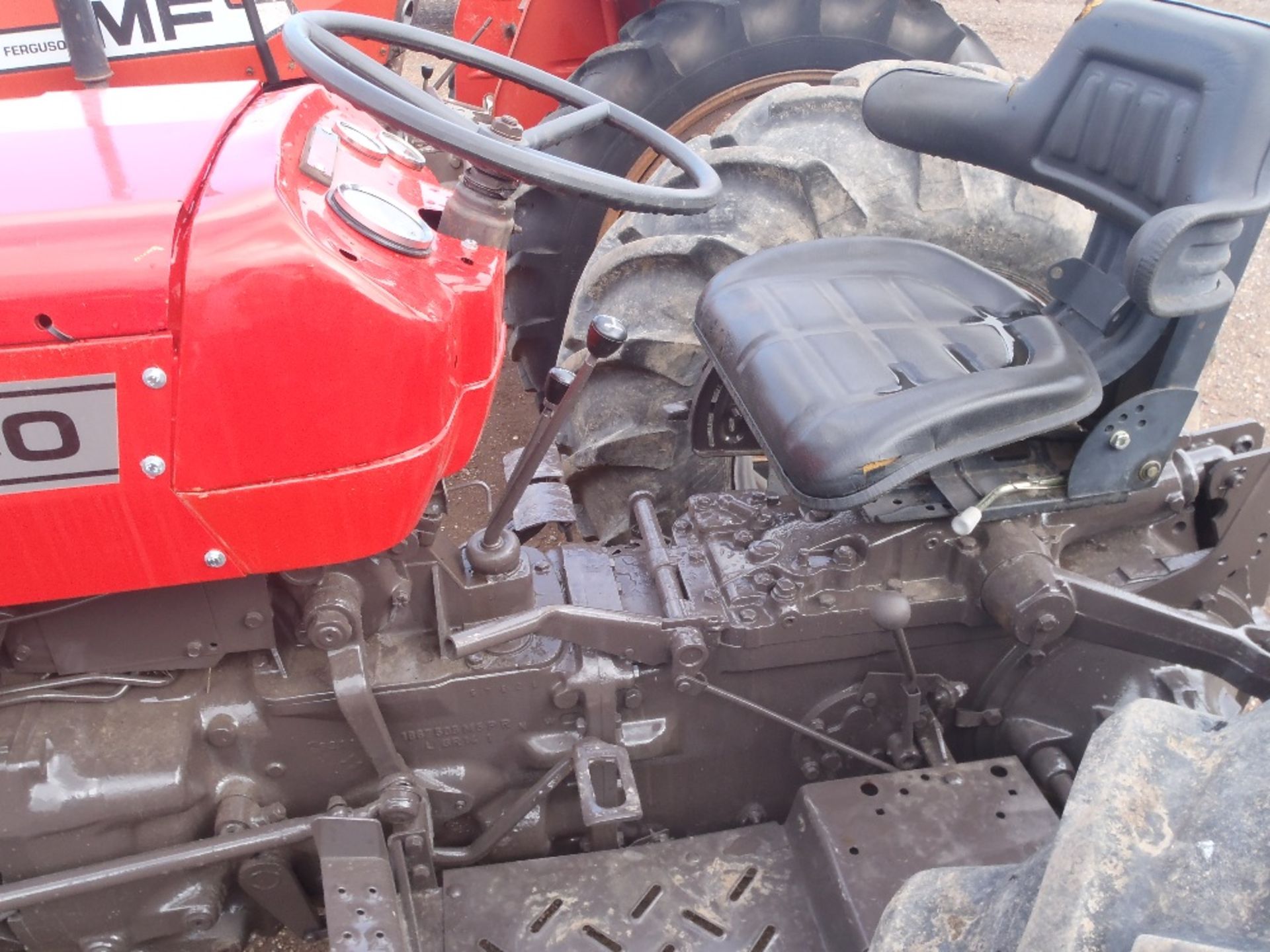 Massey Ferguson 240 Tractor - Image 9 of 9