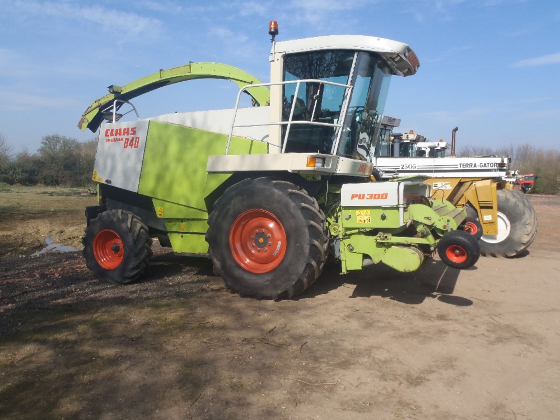 Claas Jaguar 840 Forage Harvester with 3m Grass Pick Up. Reg.No. T336 UOS - Image 4 of 7