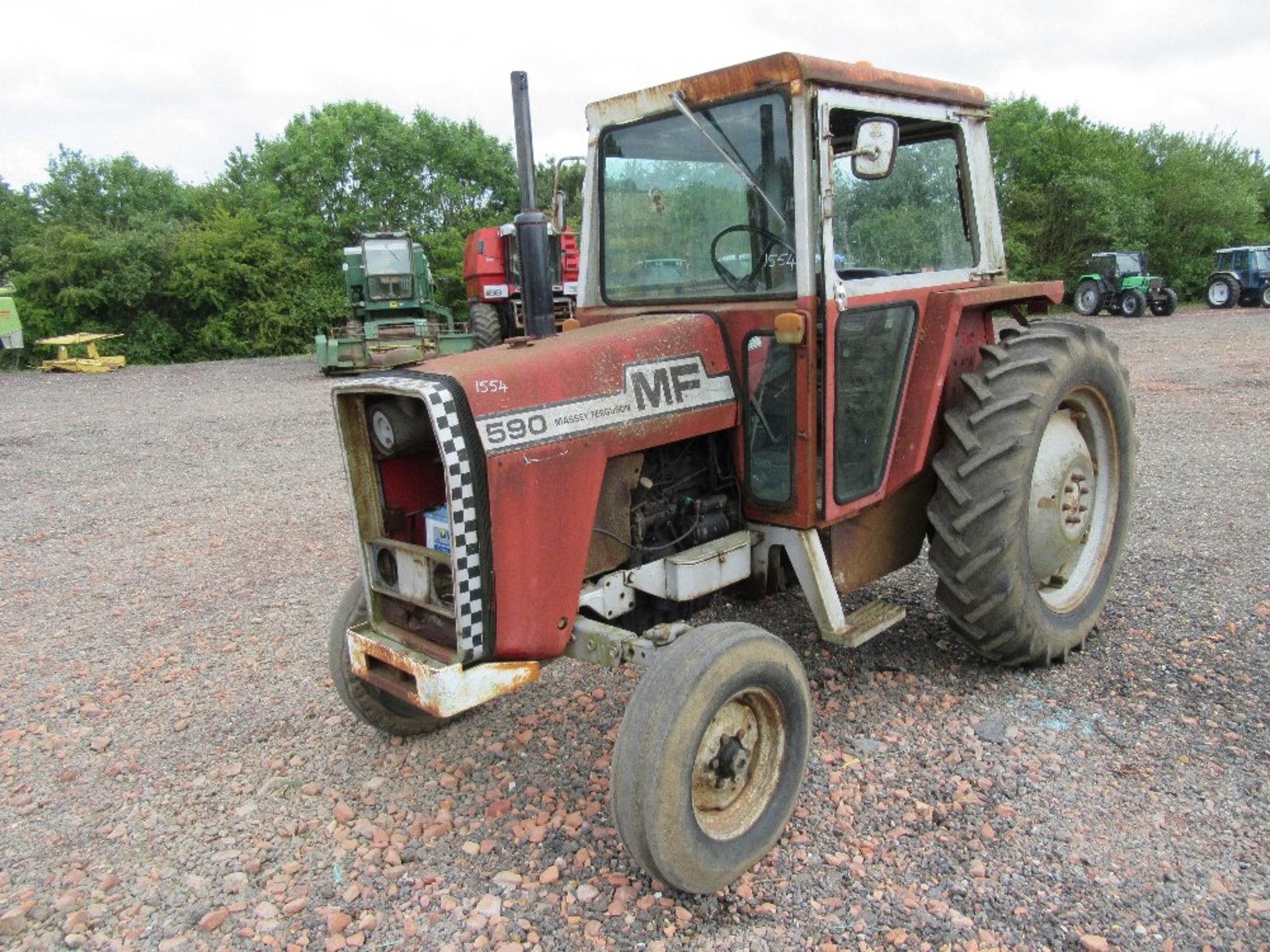 Massey Ferguson 590 Tractor. No V5. Reg.No. DRT 359T  Ser.No. 378776
