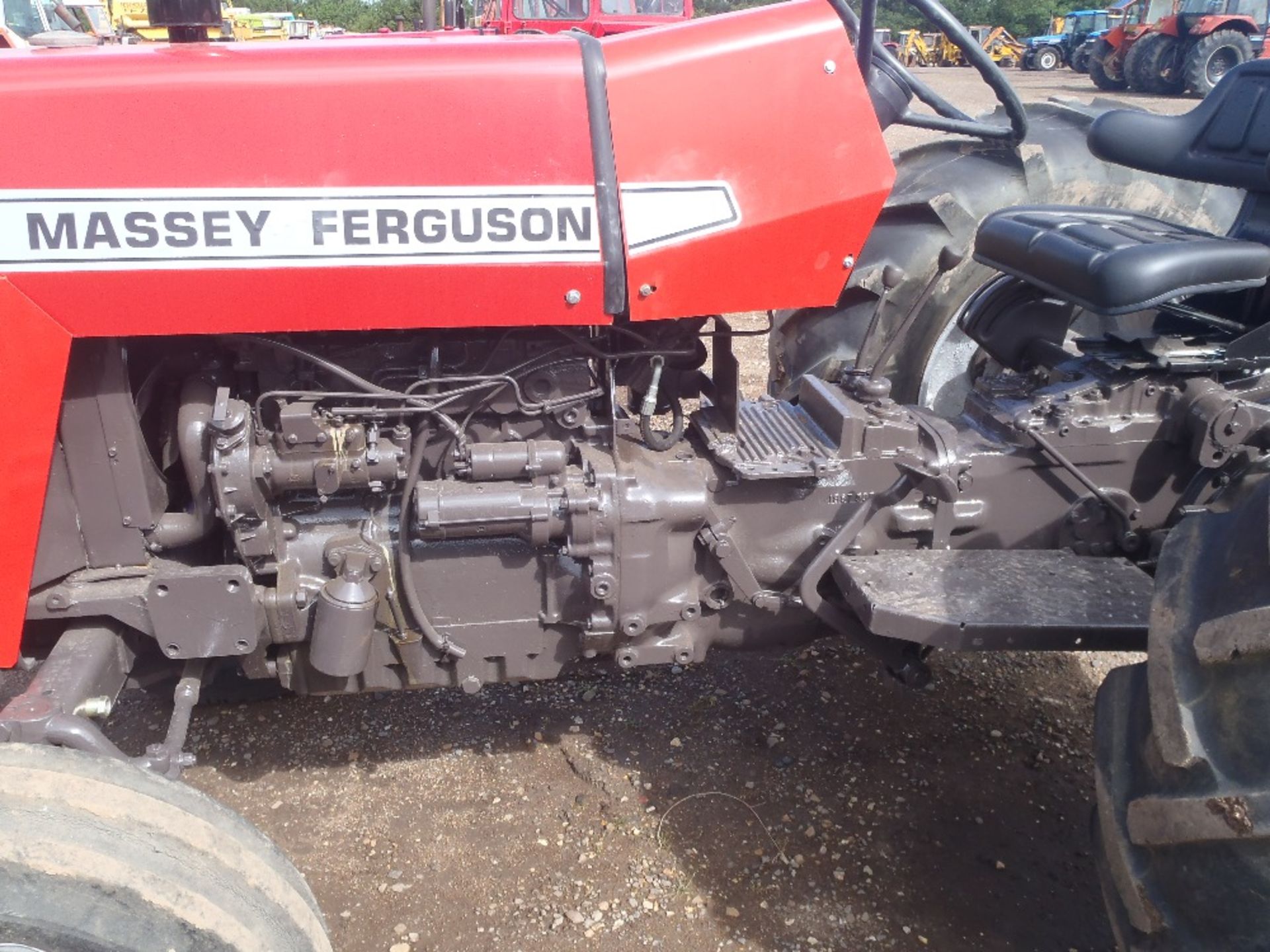 Massey Ferguson 265 Tractor - Image 9 of 9