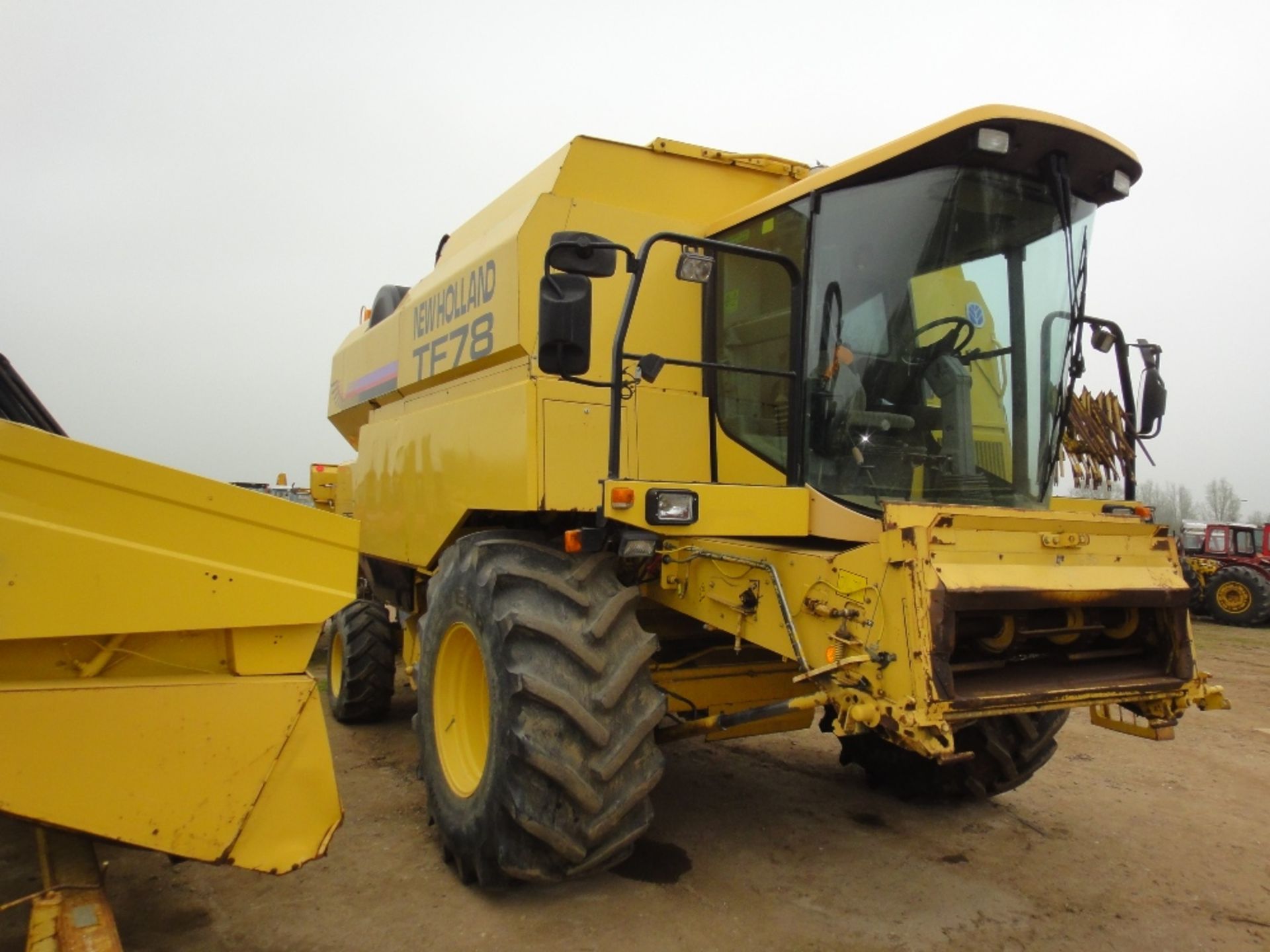 New Holland TF Elektra 78 Combine With 24ft Cut. P Reg. Ser.No.131661 - Image 10 of 12