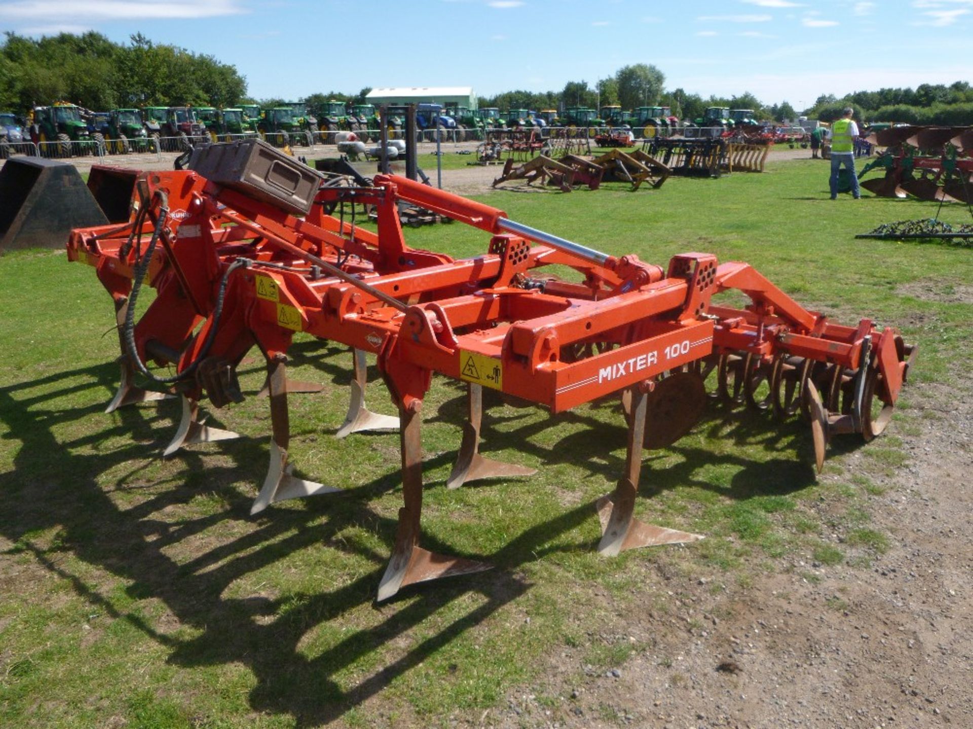 Kuhn Mixter 100 Combination Stubble Cultivator