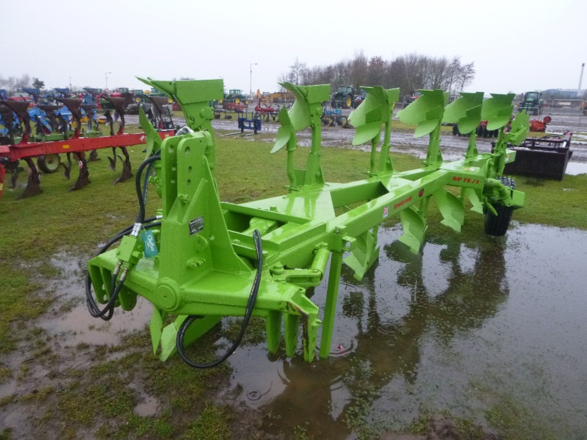 Dowdeswell 5 + 1 Reversible Plough - Image 4 of 7