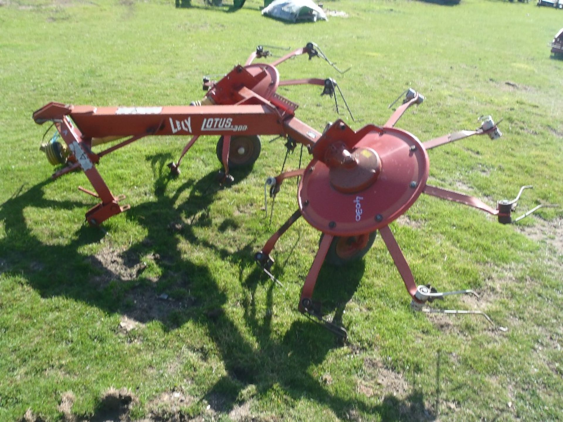 Lely Loyus 300 Hay Tedder