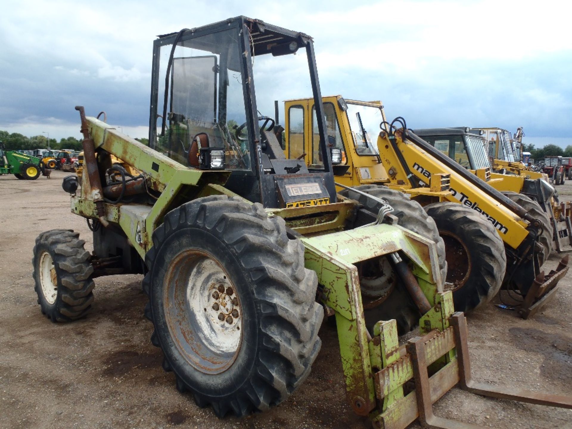 Teleshift Telehandler Collins 4wd Teleshift. No V5. Reg.No. F475 XTT