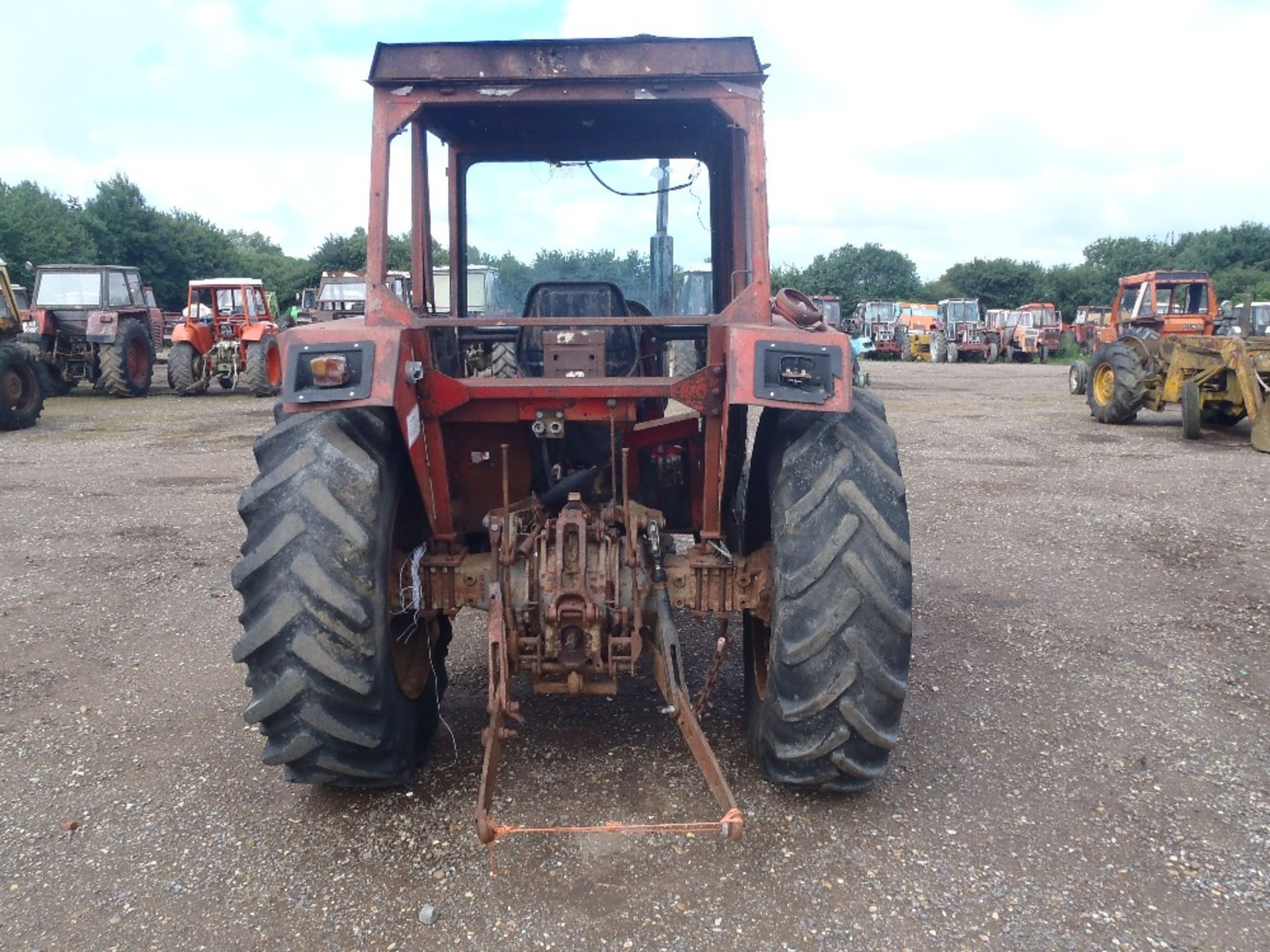 Massey Ferguson 275 Tractor Ser.No. 210596 - Image 6 of 8