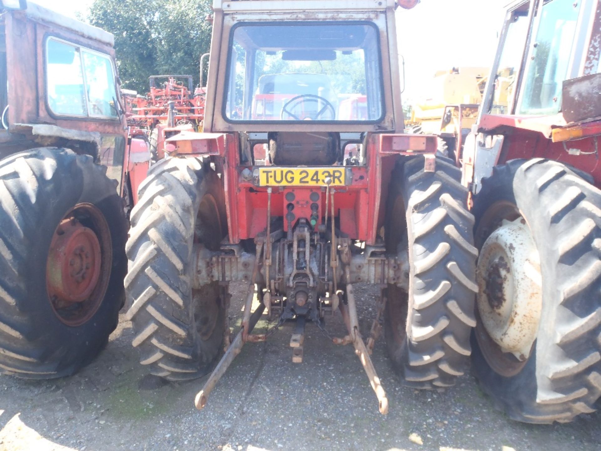 Massey Ferguson 565 2wd Tractor - Image 4 of 8