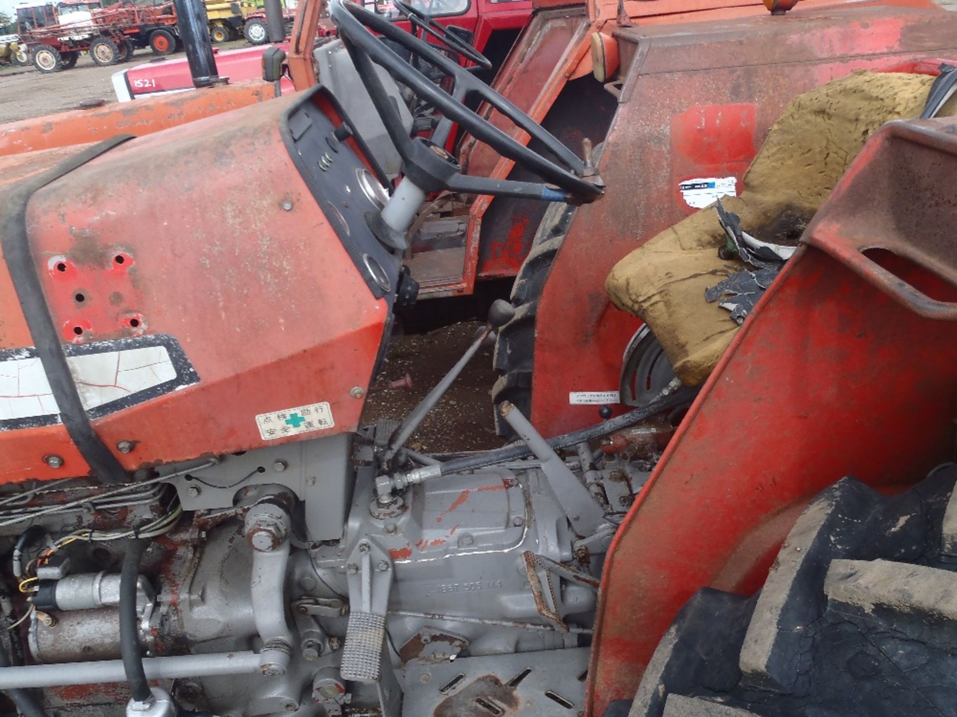 Massey Ferguson 265 4x2 Tractor - Image 8 of 8