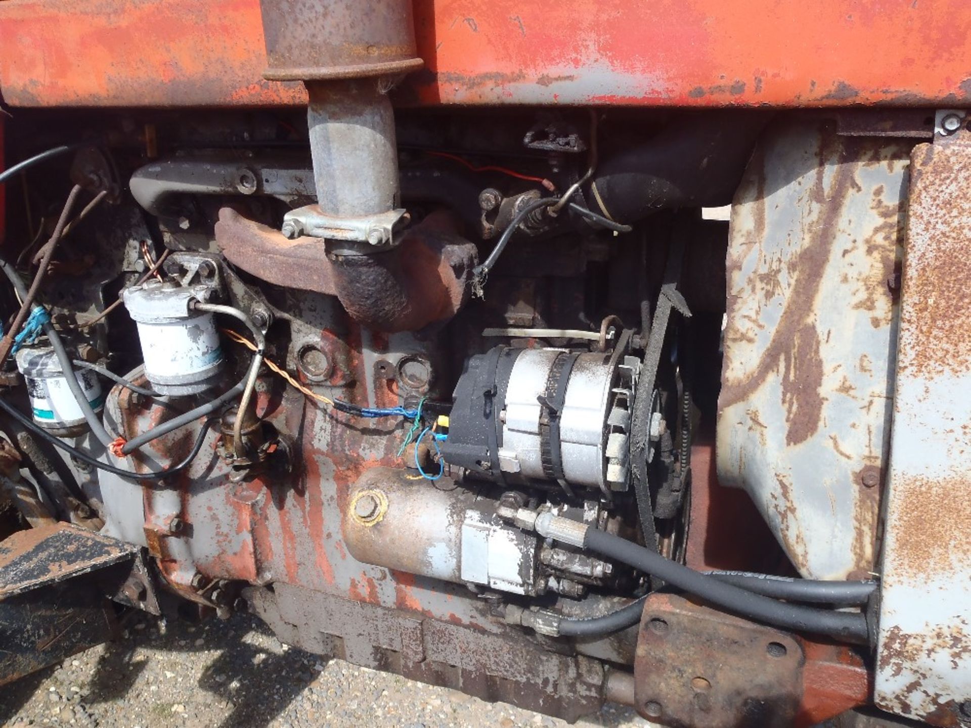 Massey Ferguson 188 Tractor with 4 Stud Fuel Pump Ser.No. 581656 - Image 2 of 8