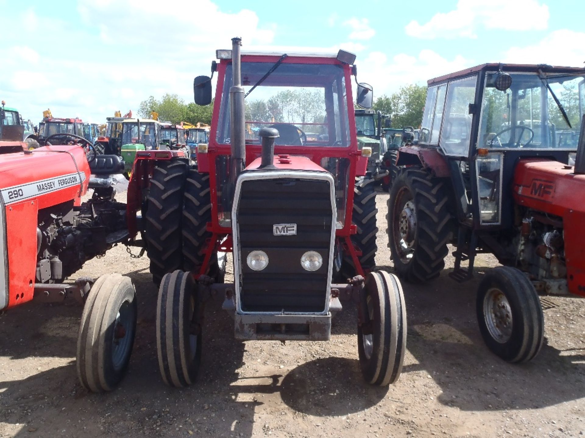 Massey Ferguson 265 8 Speed Tractor with Duncan Lift off Cab. V5 will be supplied - Image 5 of 8