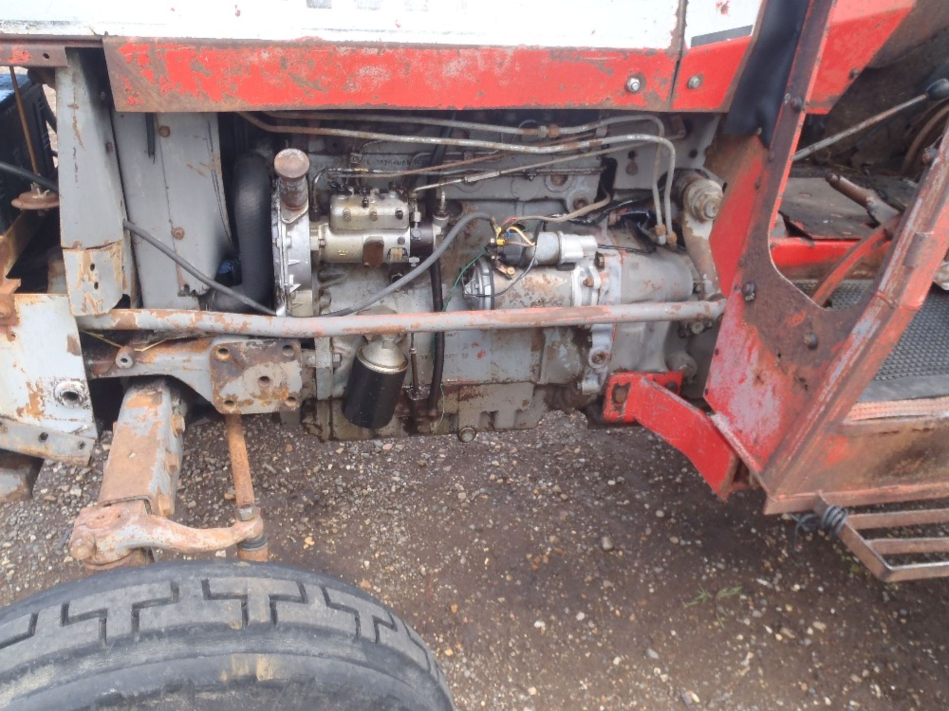 Massey Ferguson 275 Tractor Ser.No. 210596 - Image 4 of 8