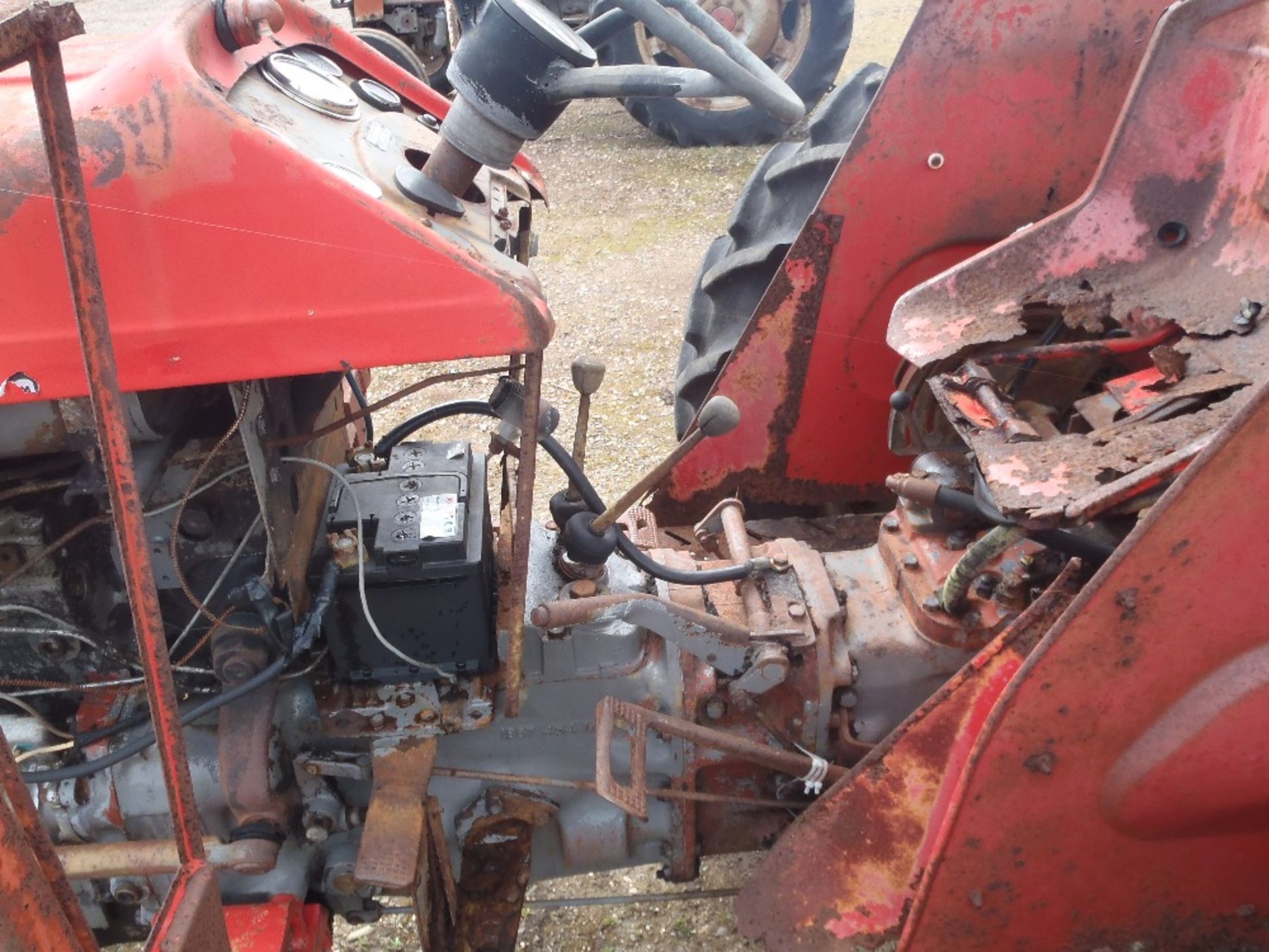 Massey Ferguson 168 Tractor with 4 Bolt Pump.  Ser.No. 252874 - Image 3 of 8