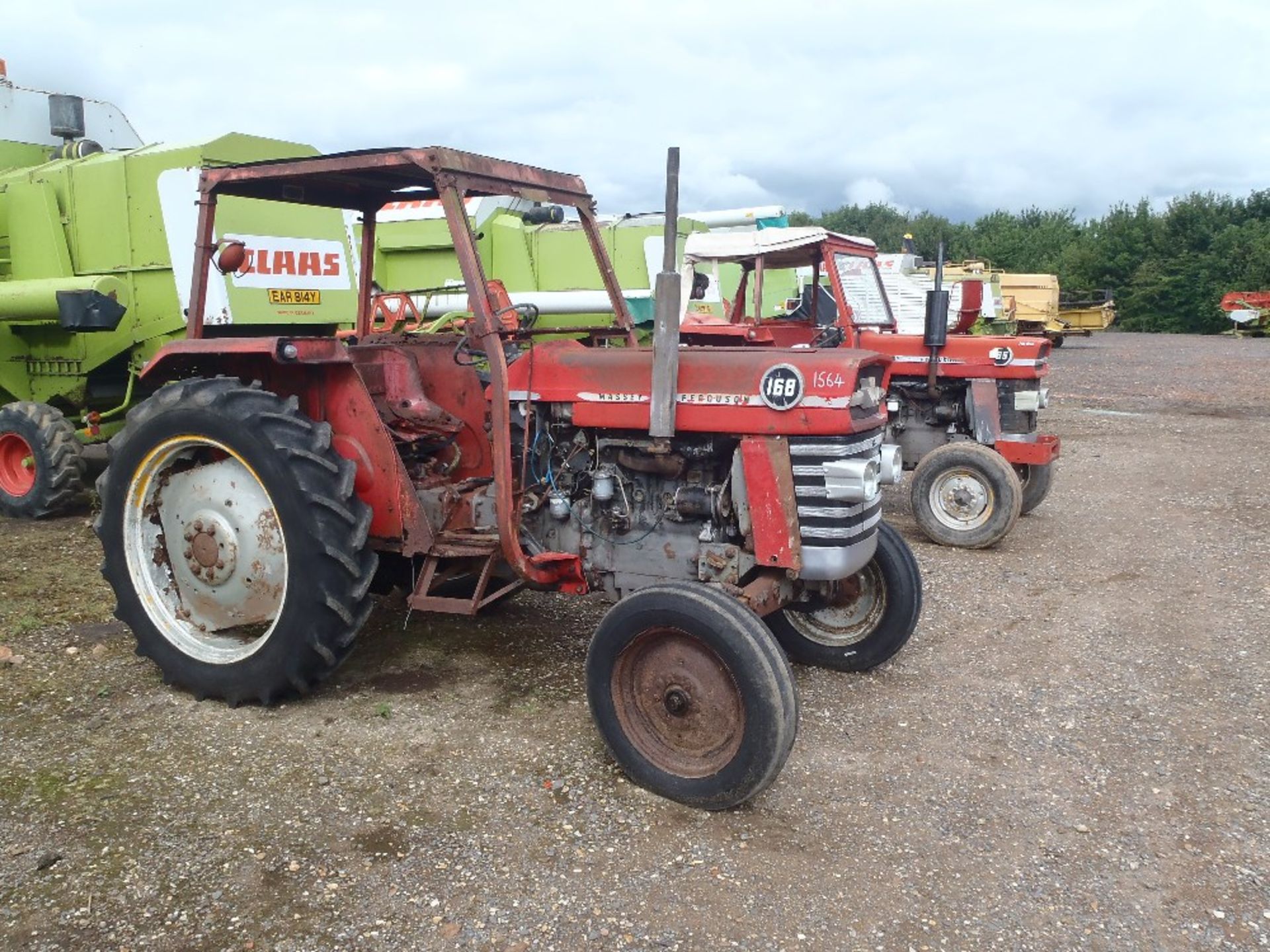 Massey Ferguson 168 Tractor with 4 Bolt Pump.  Ser.No. 252874 - Image 2 of 8