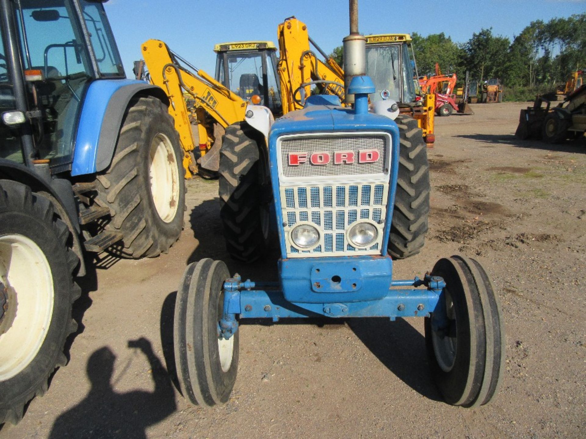 Ford 5000 4x2 Tractor Ser No B171336 - Image 2 of 10