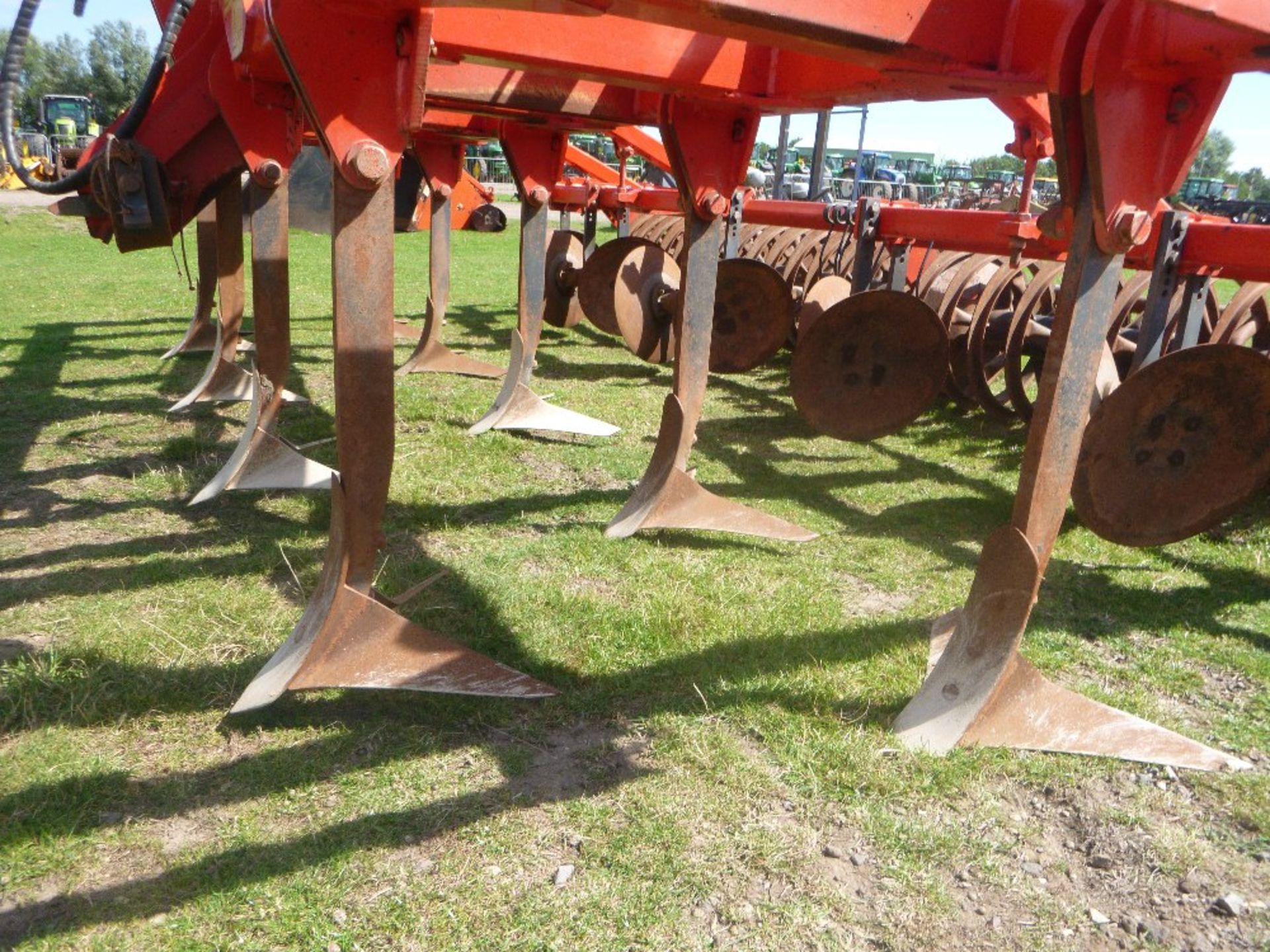 Kuhn Mixter 100 Combination Stubble Cultivator - Image 3 of 4