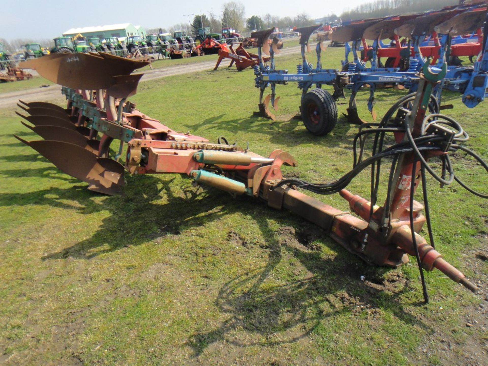 Kverneland 5 Furrow PB Reversible Plough