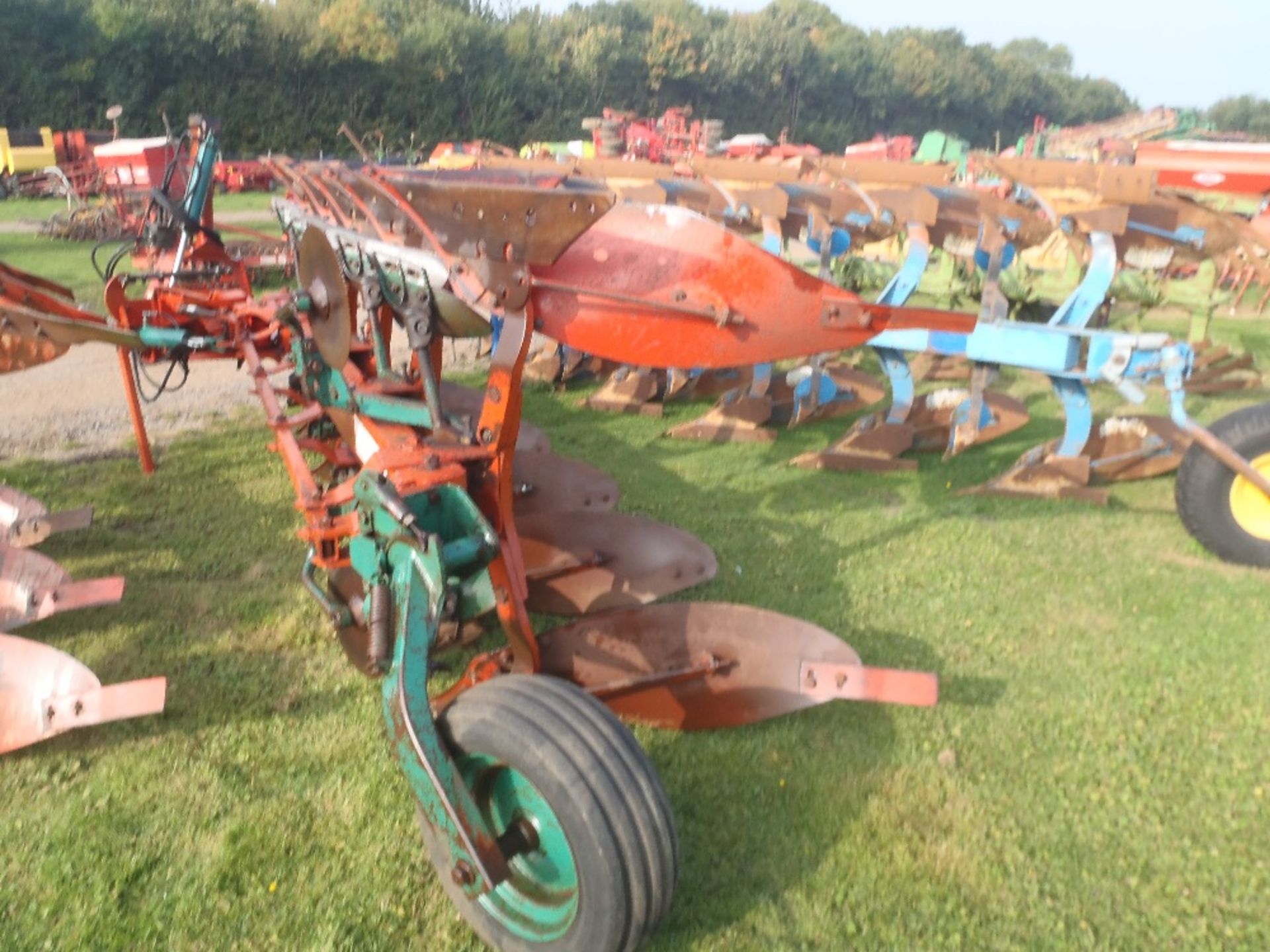 Kverneland LB8 5 Furrow Plough - Image 3 of 4