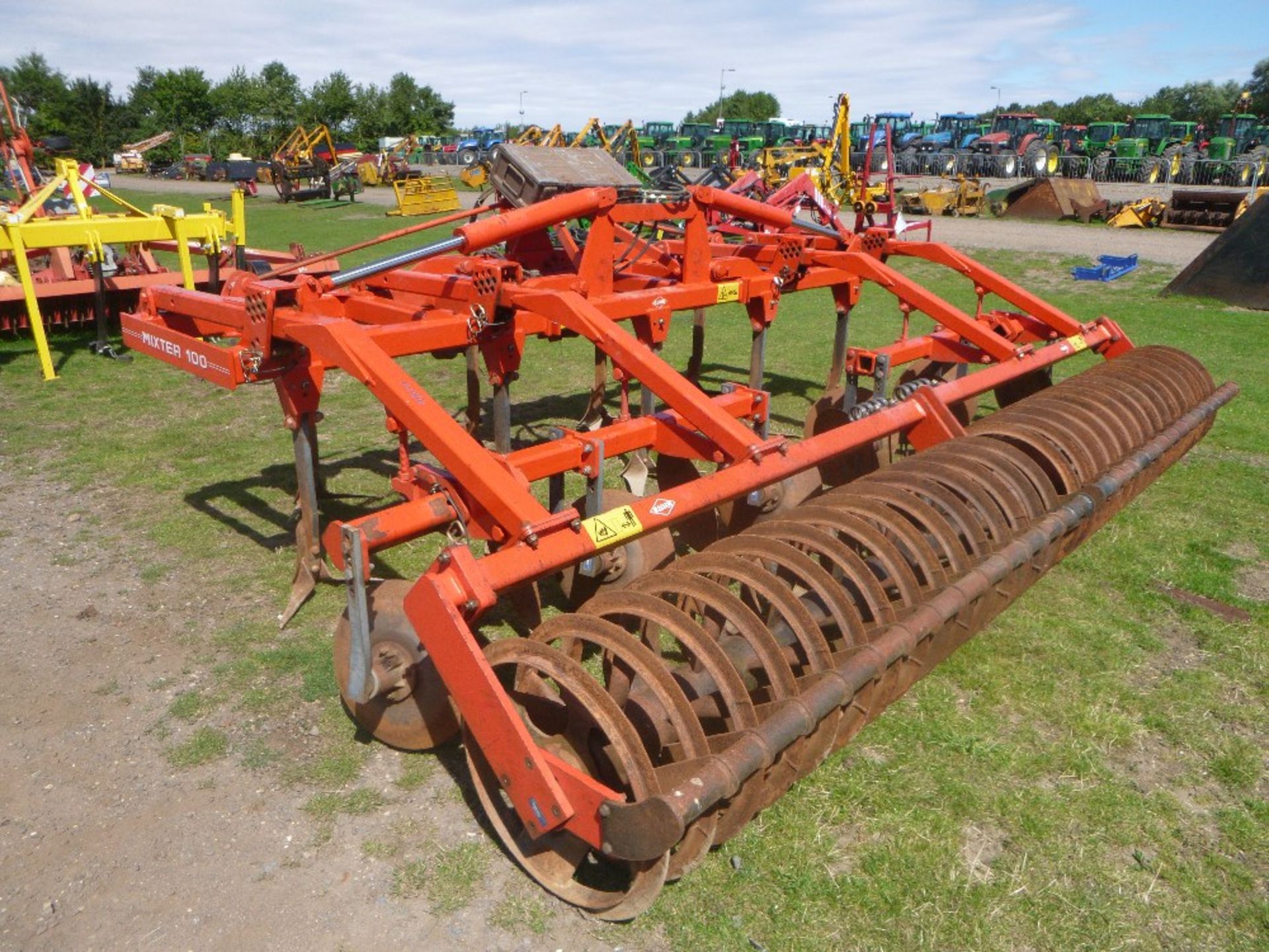 Kuhn Mixter 100 Combination Stubble Cultivator - Image 2 of 4