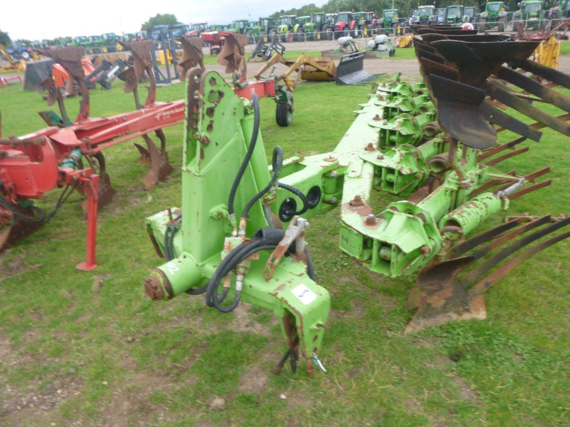 1999 Dowdeswell DP100S Auto Reset 4+1 5 Furrow Plough - Image 3 of 3