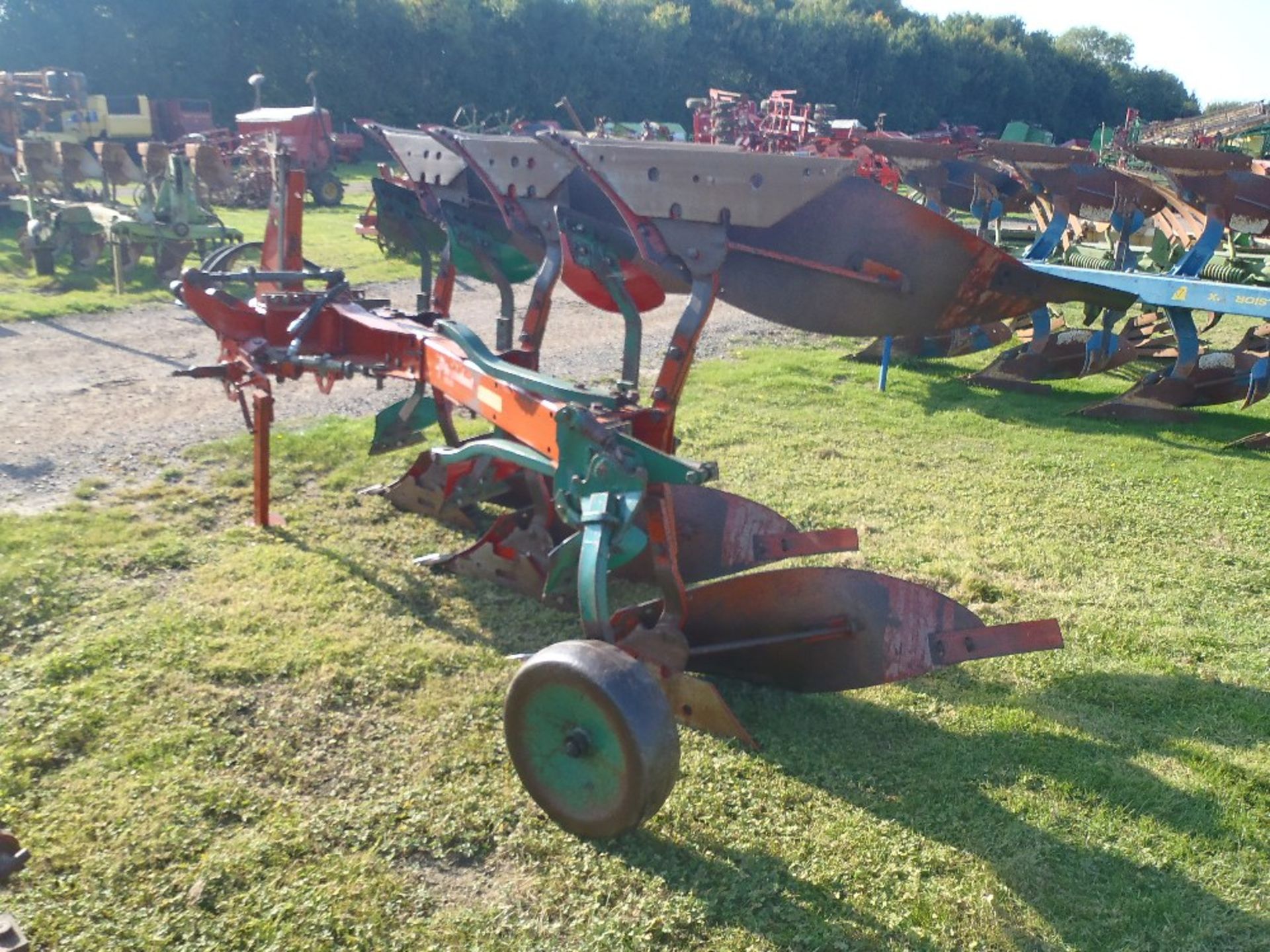 Kverneland 3 Furrow Reversible Plough - Image 3 of 4