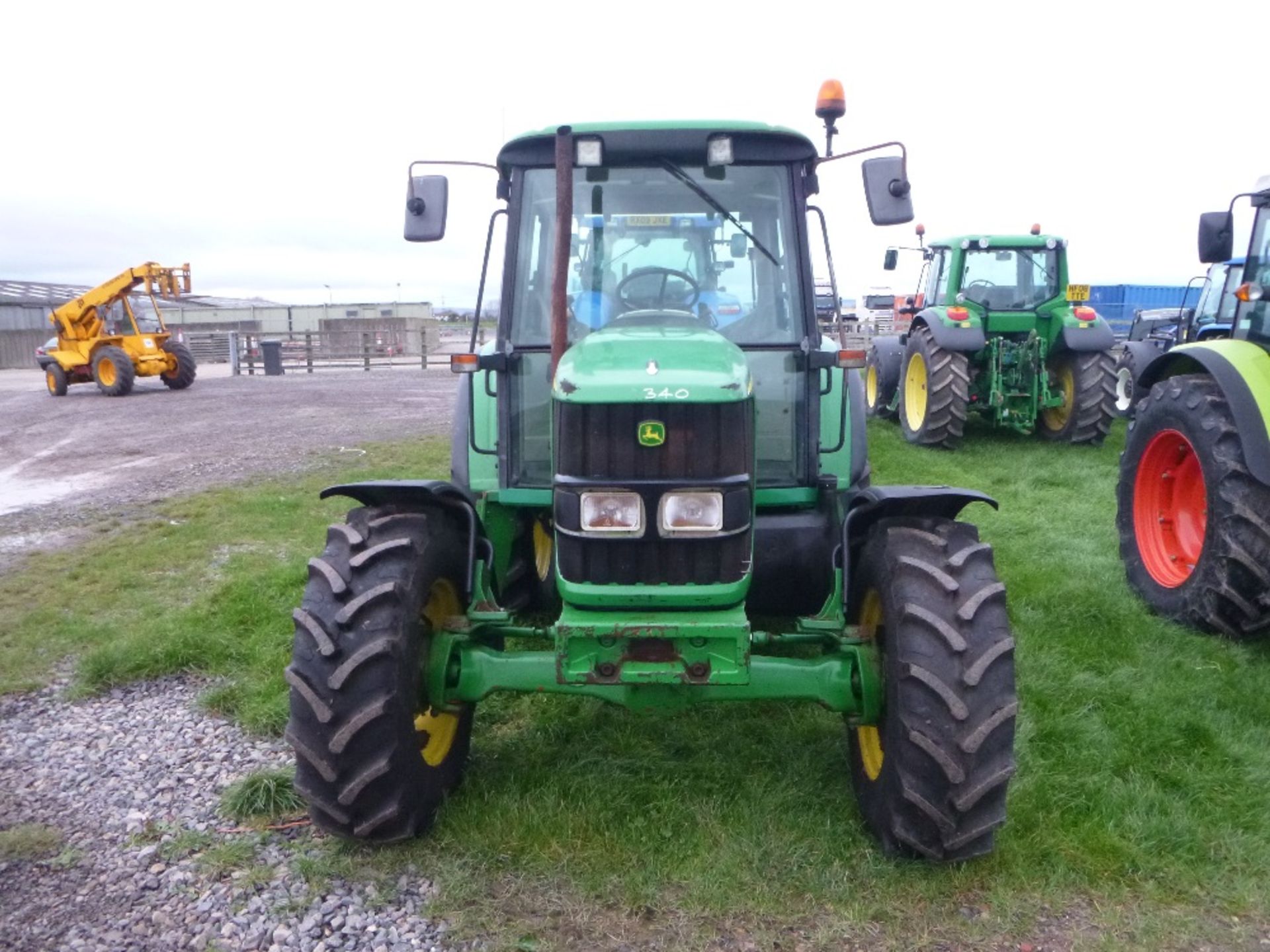 John Deere 6120 4wd Tractor. V5 will be supplied - Image 2 of 11