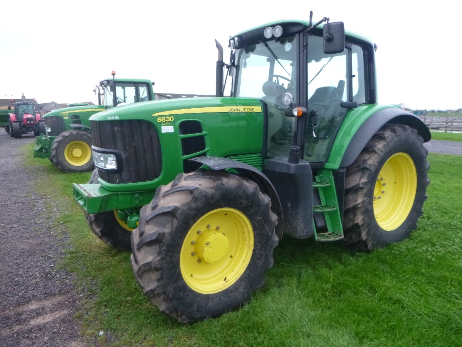 John Deere 6630 Premium Tractor with TLS Suspension. V5 will be supplied.  Reg.No. VX12 JGF